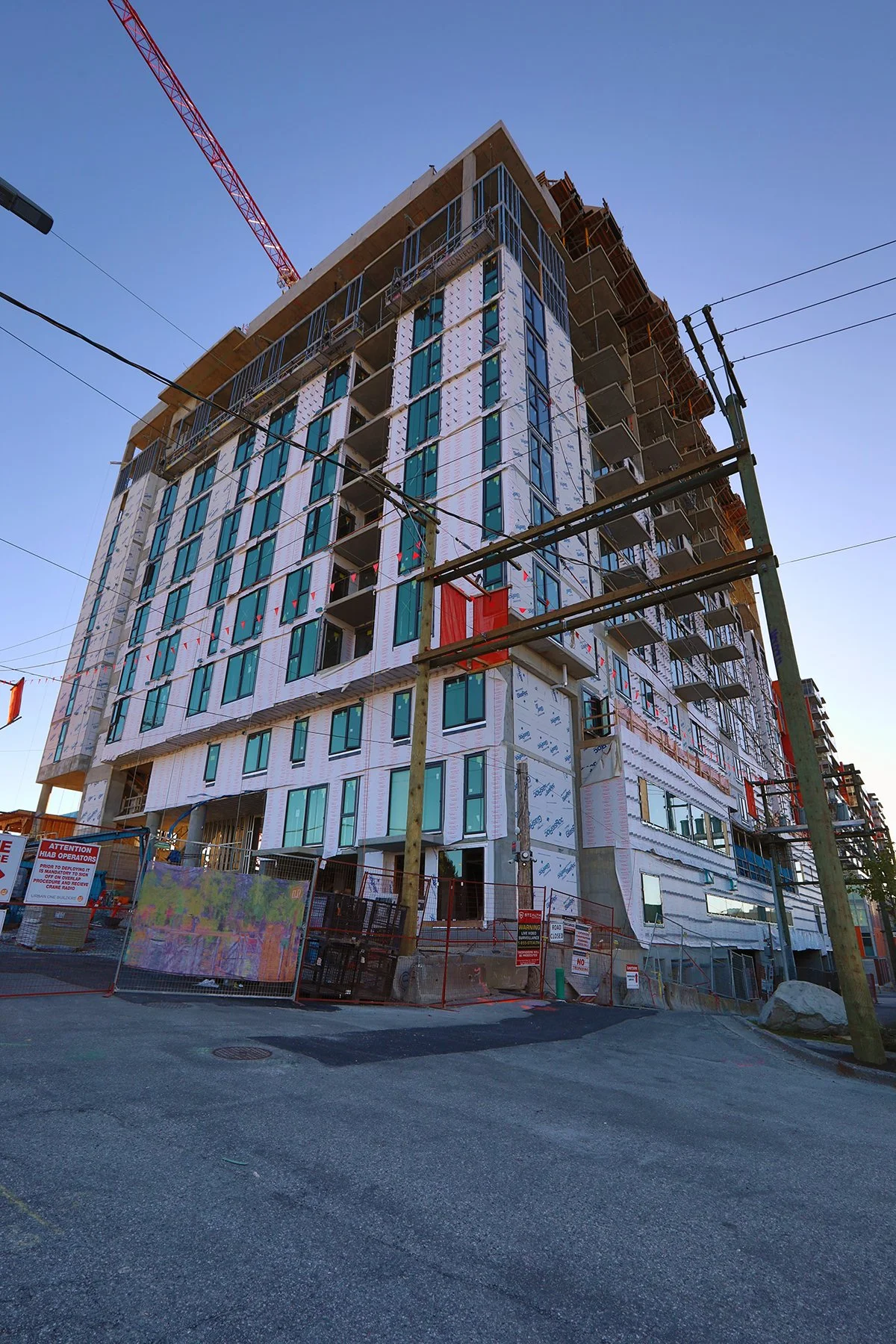 330 Raymur Ave Const_Sep 29_2024_HDR_5E1770_4x6.jpg