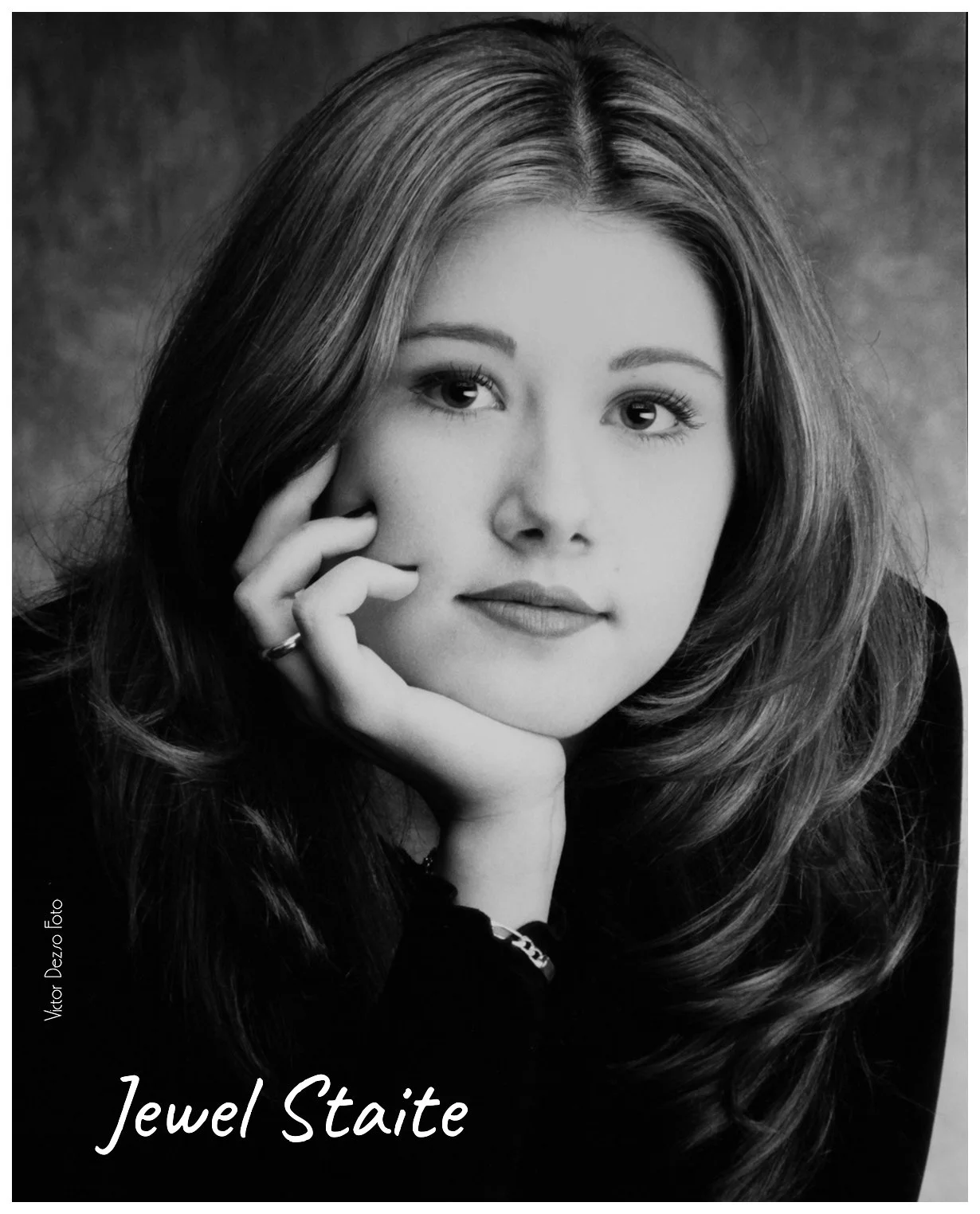 Jewel Staite_2145_4x5s.jpg