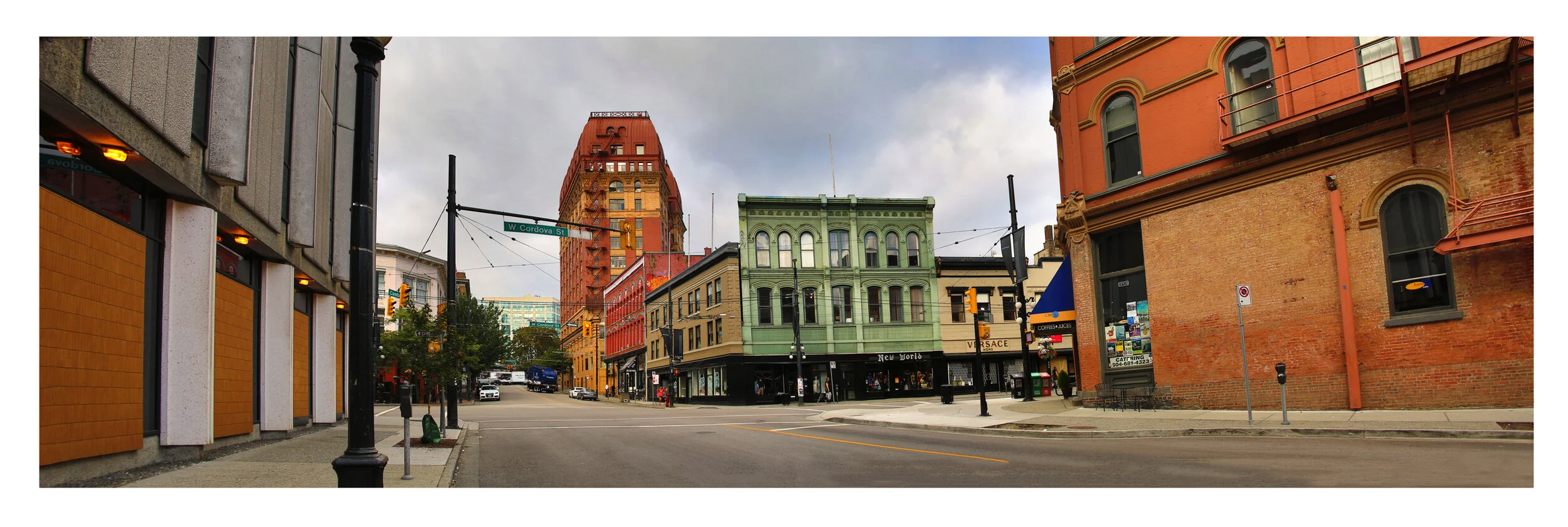 Gastown_Jul 20_2015_HDR_Pan_H2721_1_4x12s.jpg