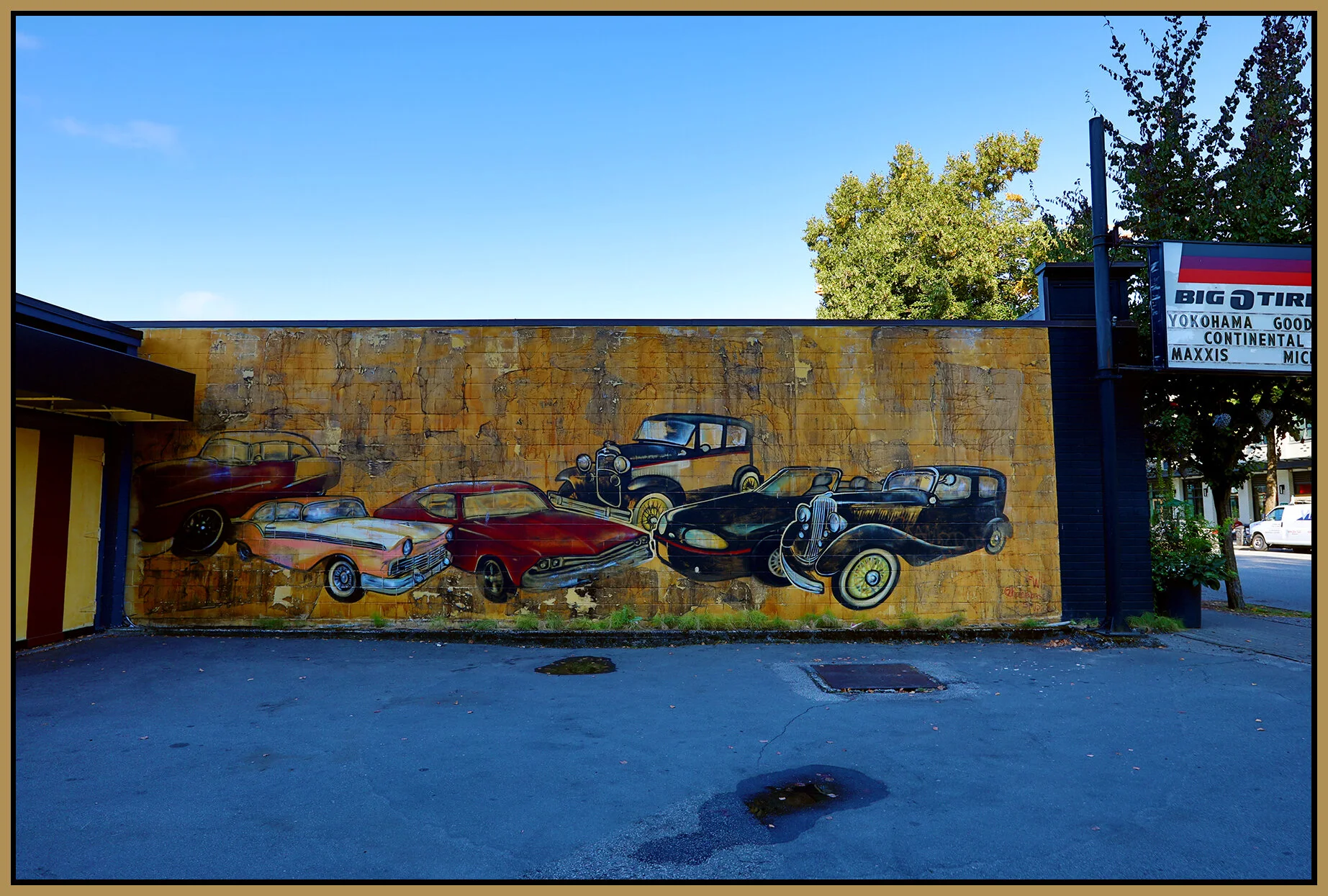 3050 W Broadway Kitsilano Mural_Aug 29_2021_HDR_5A0673_4x6s.jpg
