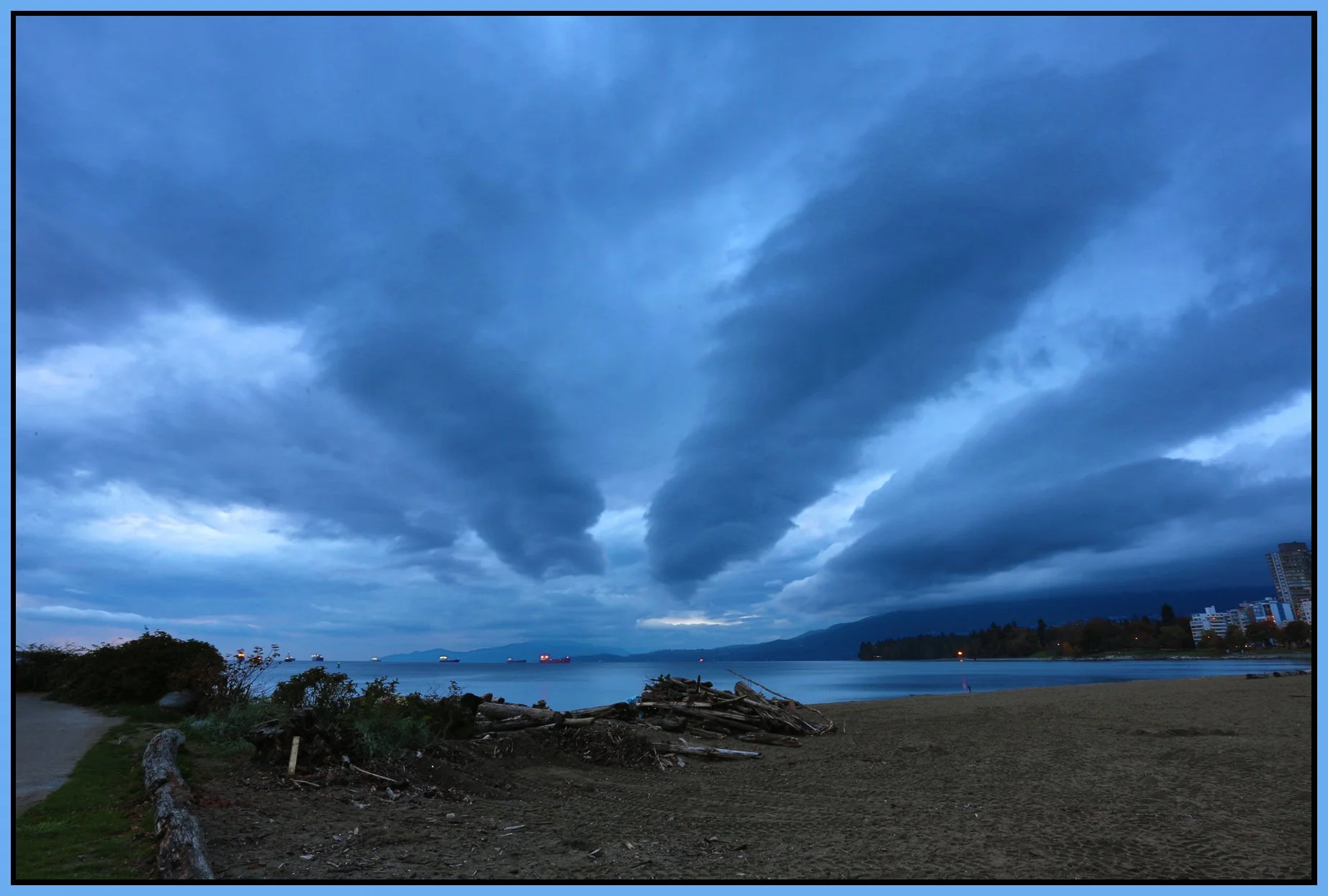English Bay Clouds_Oct 9_2015_HDR_H3663_4x6s.jpg
