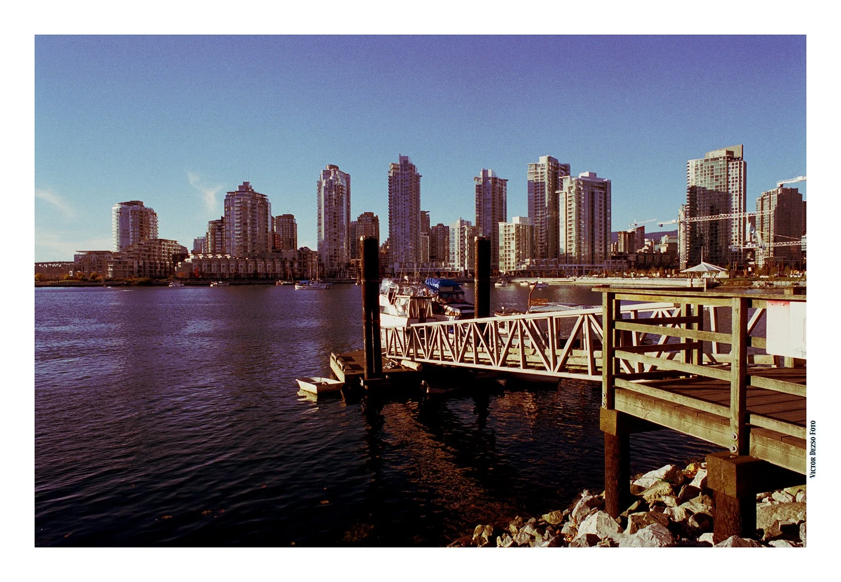 3 View_Nov 4_2000_2_4x6.jpg