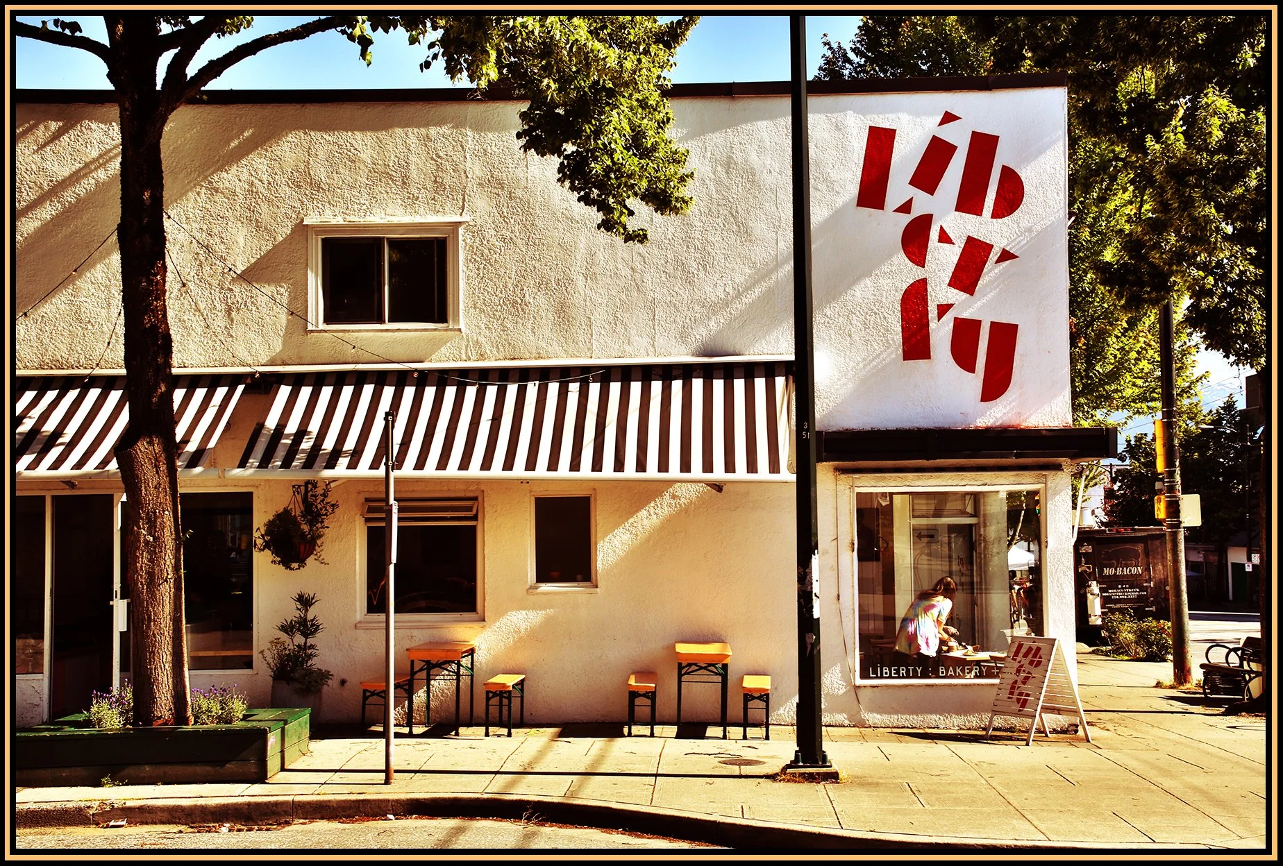 Liberty Bakery on Main St_Jun 17_2018_HDR_A4821_peEnhncSunst_4x6s.jpg