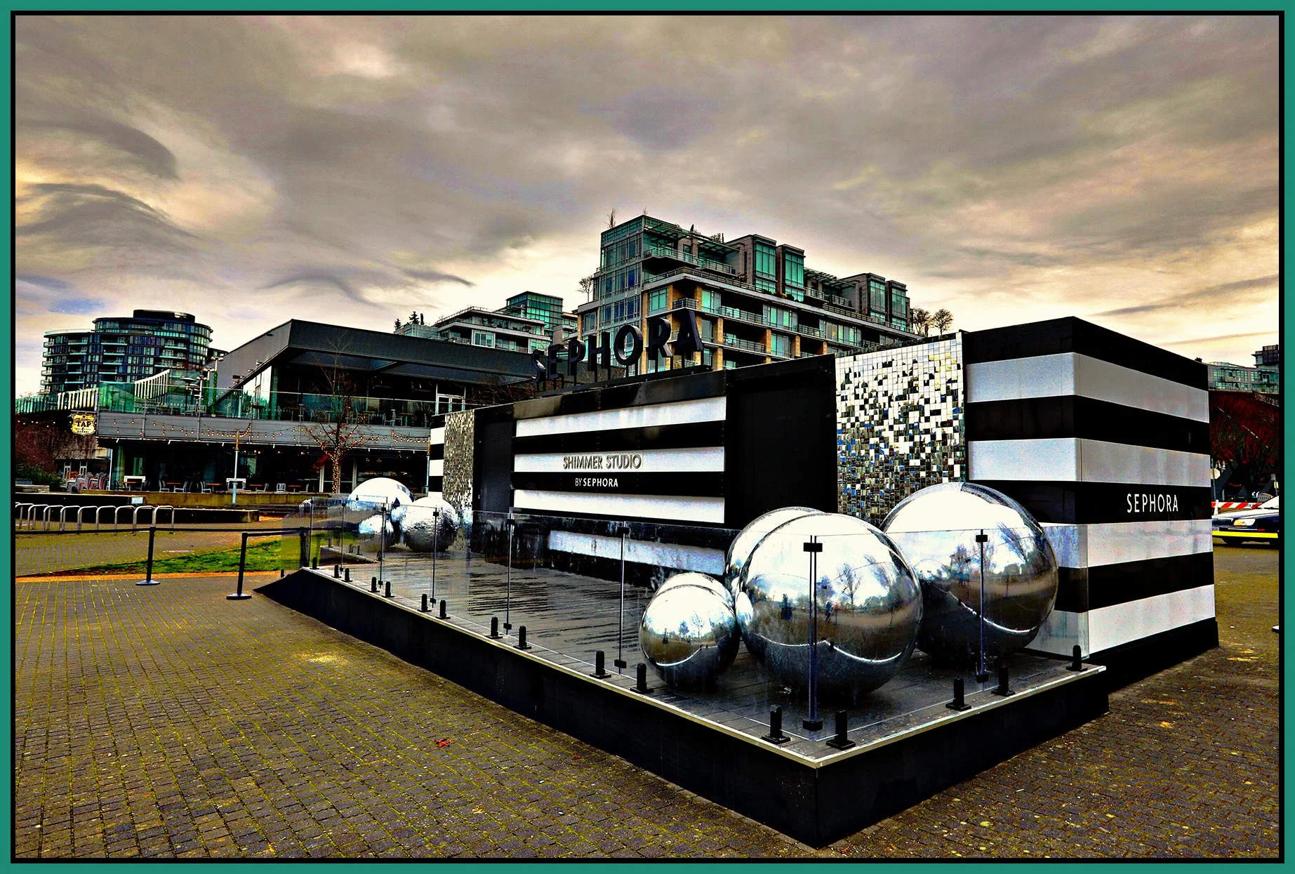 The Village Sephora_Dec 6_2024_HDR_5E6413_peVenice_pop_4x6s.jpg