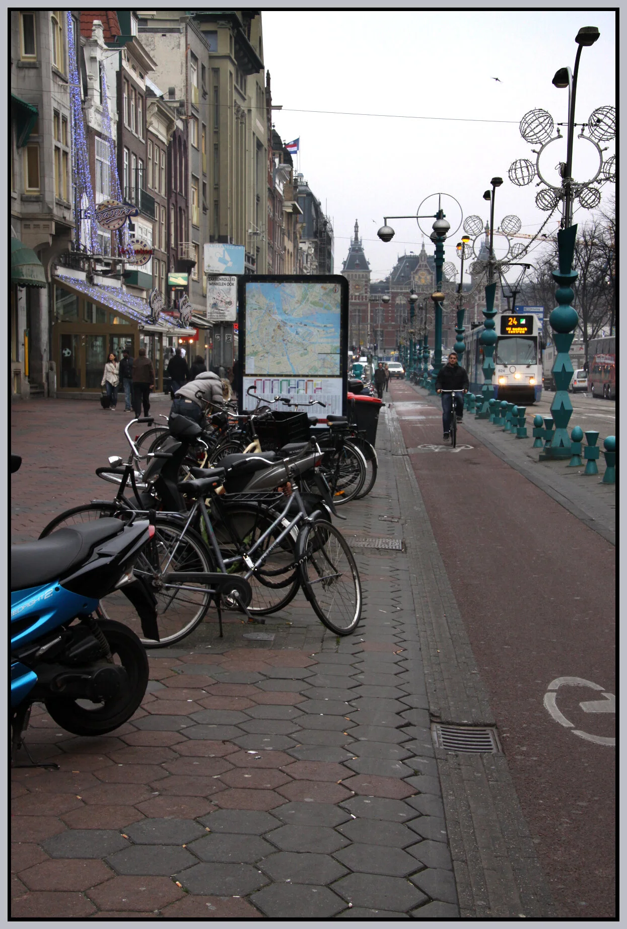 Amsterdam_Nov 8_2011_6611_4x6s.jpg