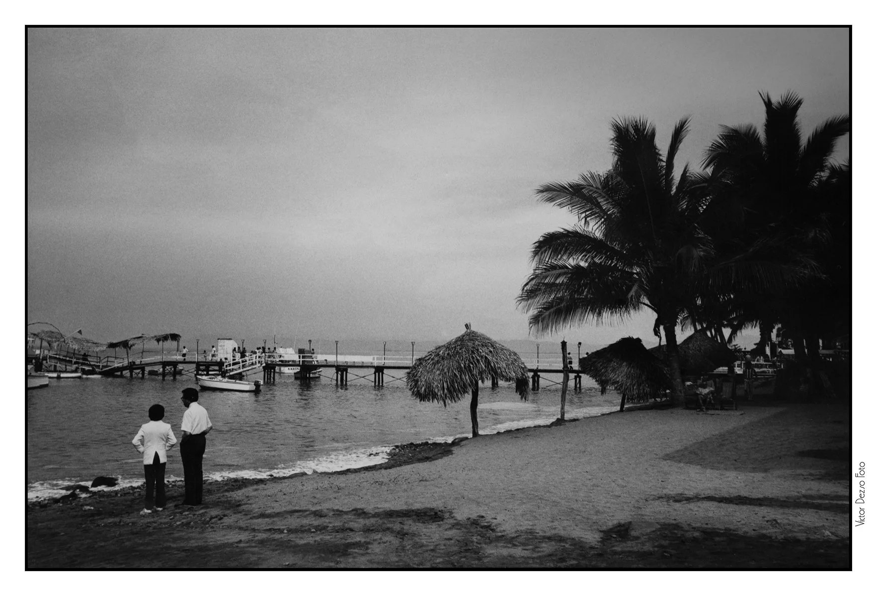 Puerta Vallarta 1976_1813_4x6.jpg