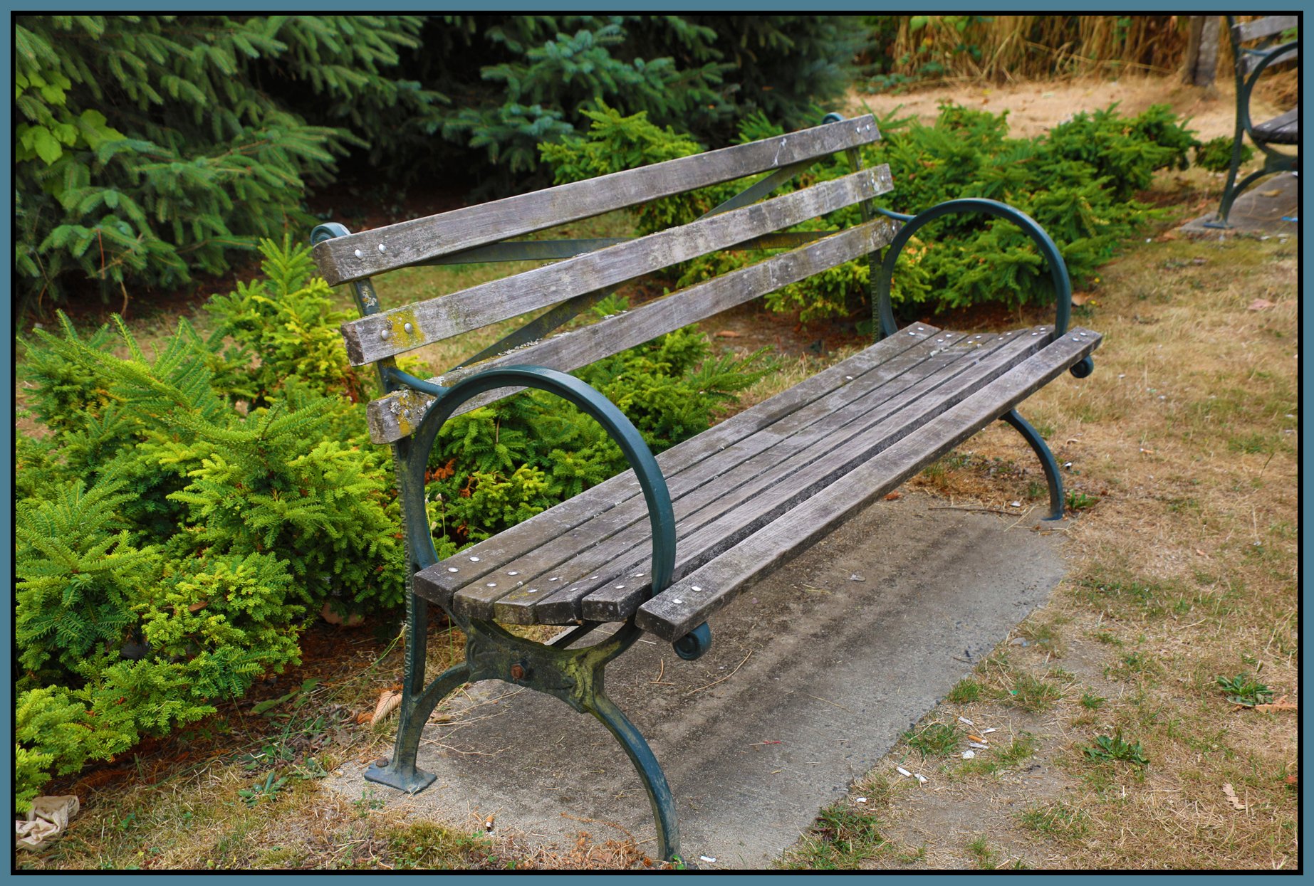 Bench on Grdvw Hwy_Sep 6_2017_HDR_B2606_4x6s.jpg