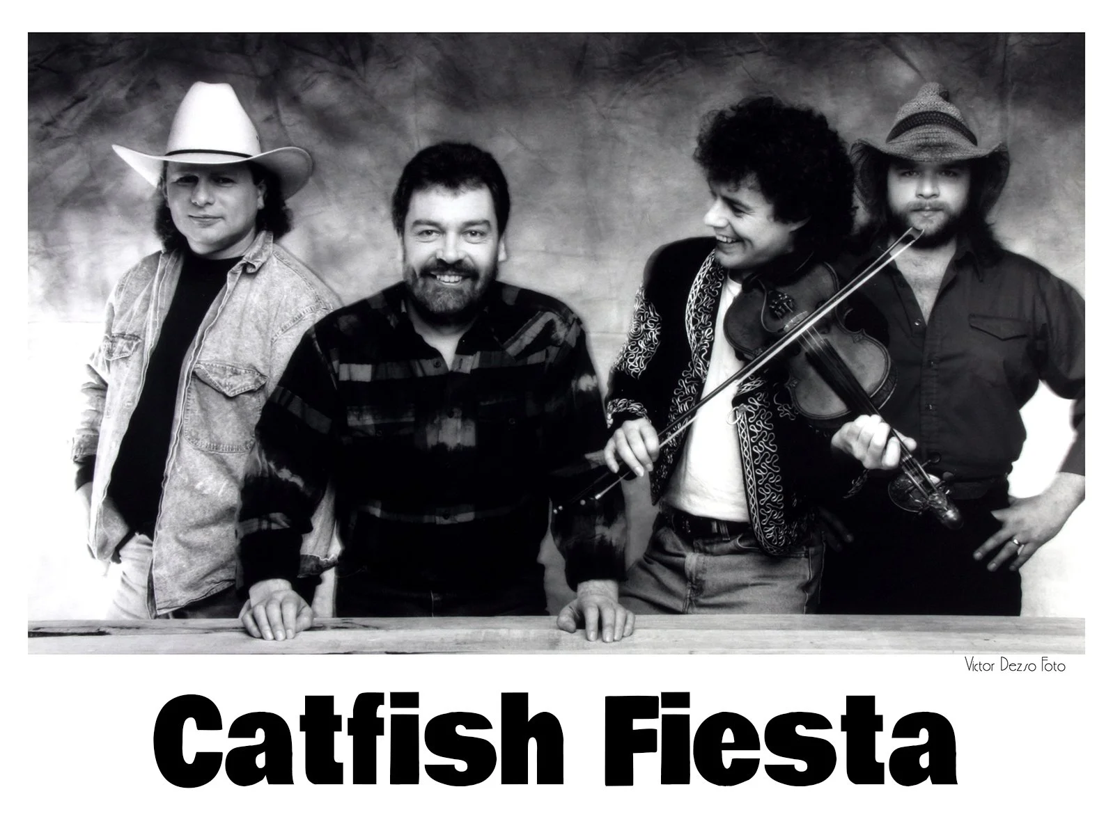 Gary Comeau and Catfish Fiesta_7277_4x5.jpg