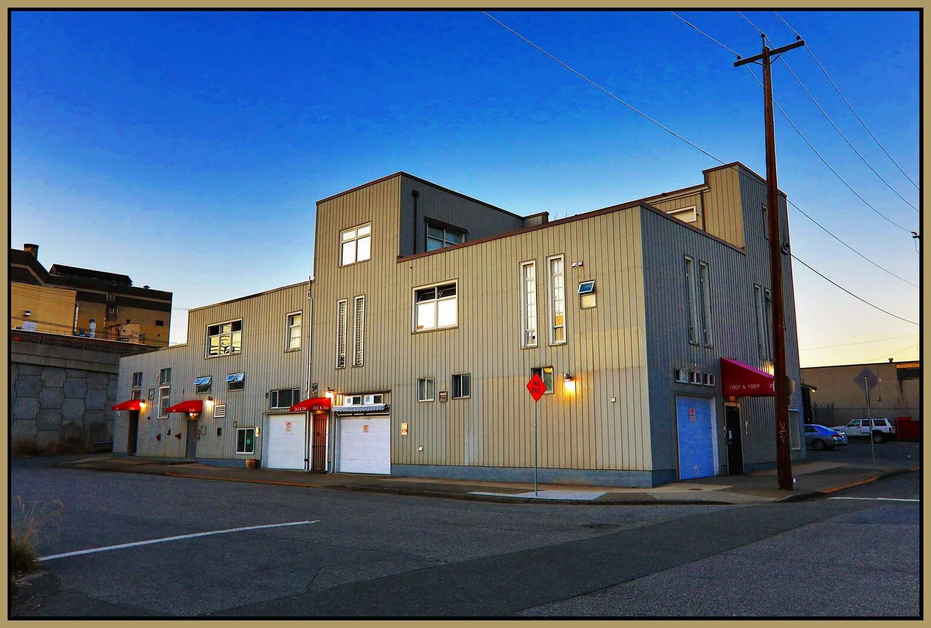 260 Raymur Ave_Jul 19_2022_HDR_5B2409_peSmpleDehaze_4x6s.jpg