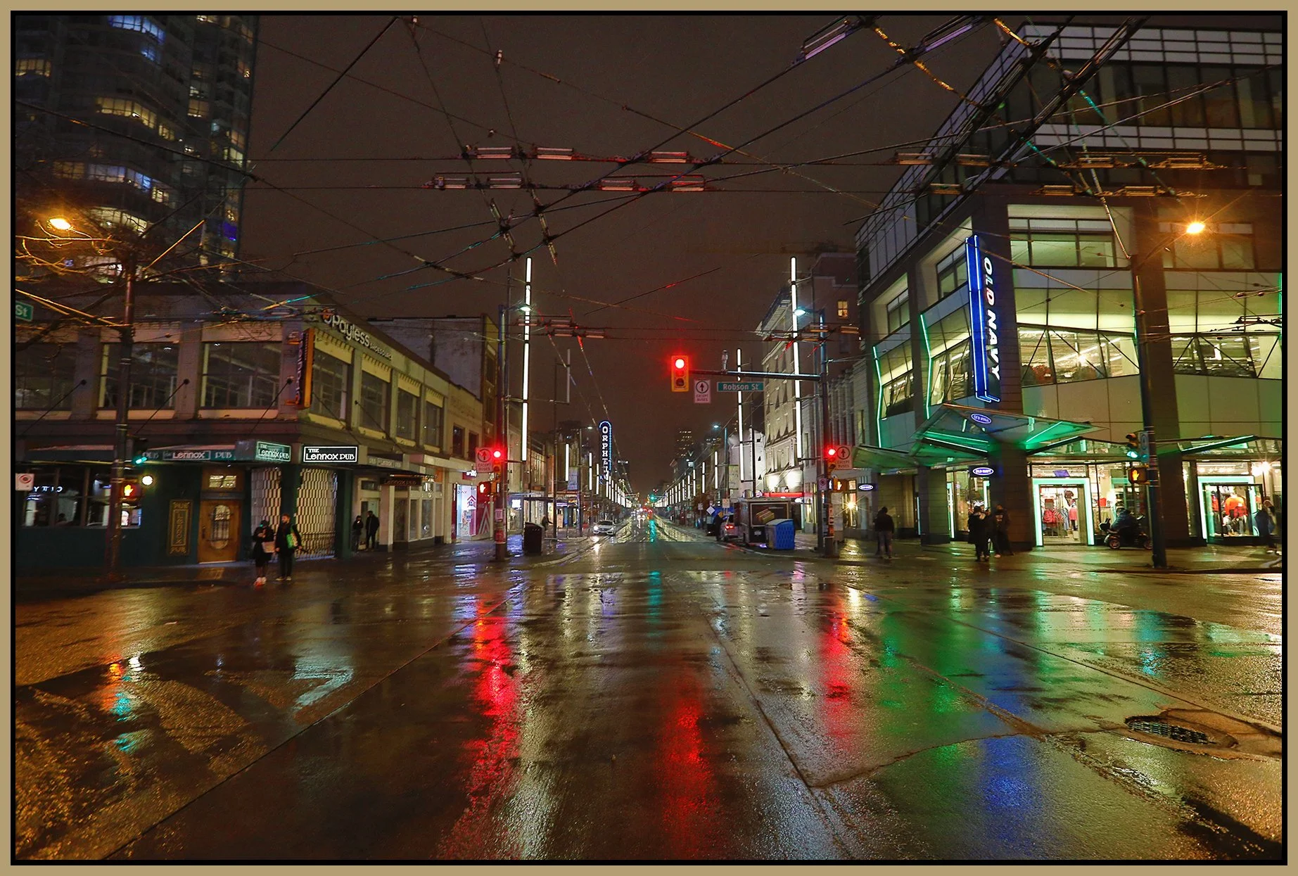 700 Granville St LkgS_Dec 24_2021_HDR_5A4210_4x6s.jpg