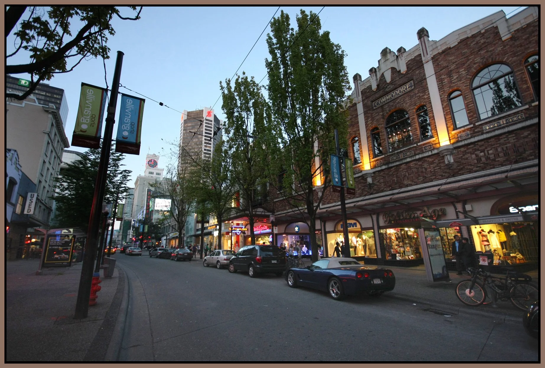 850 Granville St LkgN_May 22_2008_8586_4x6s.jpg