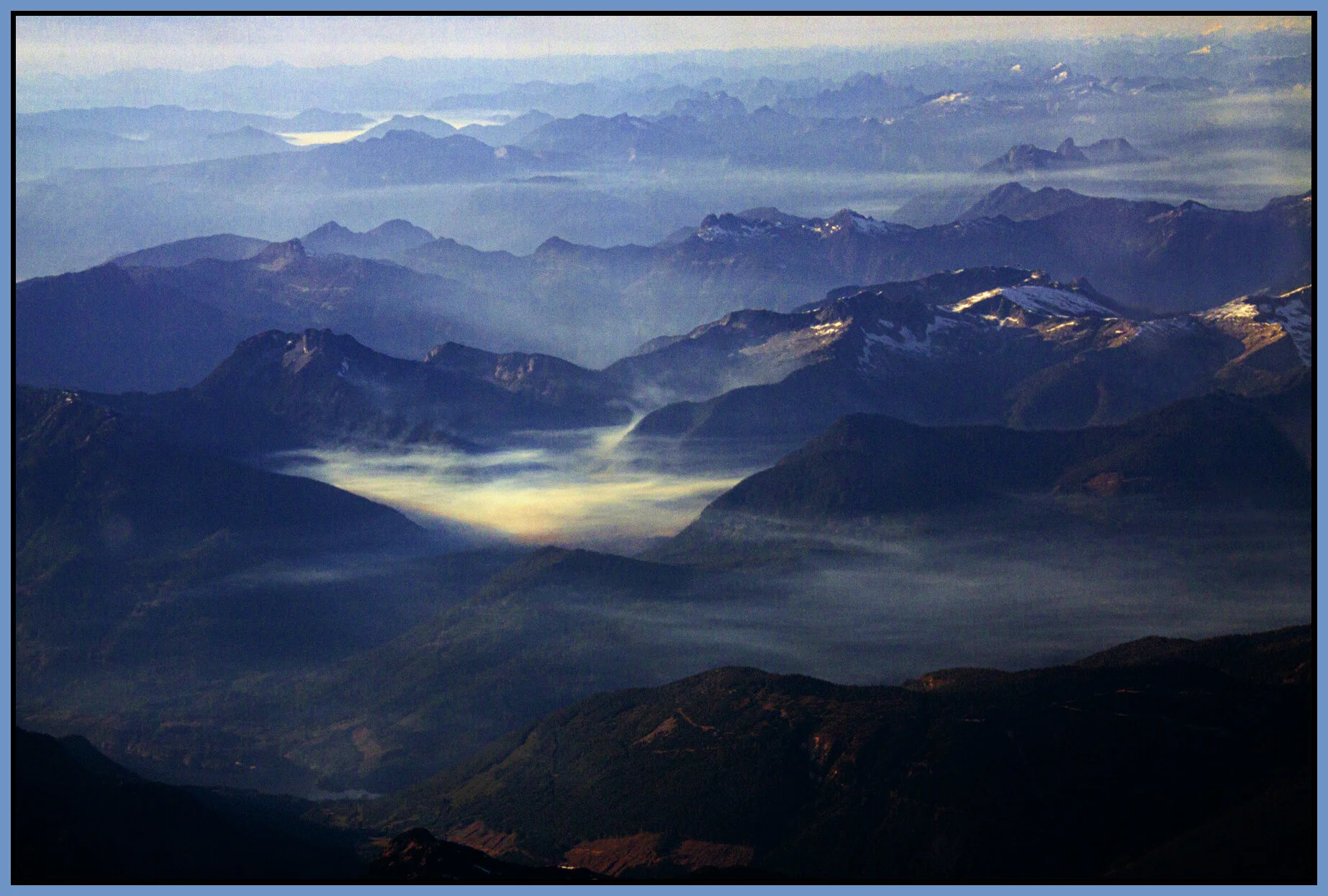 Airplane View_Oct 18_2011_9787_peDetail_ExpMrg_4x6s.jpg