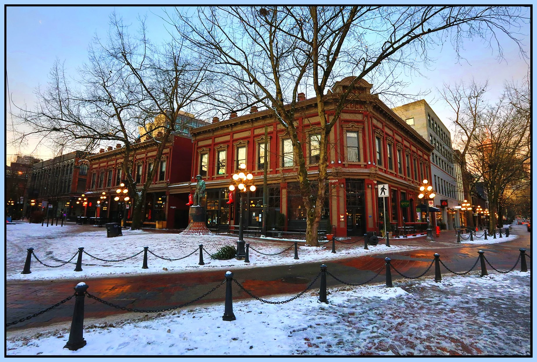 Gastown Gassy Jack_Dec 28_2021_HDR_5A5142_peWater_4x6s.jpg