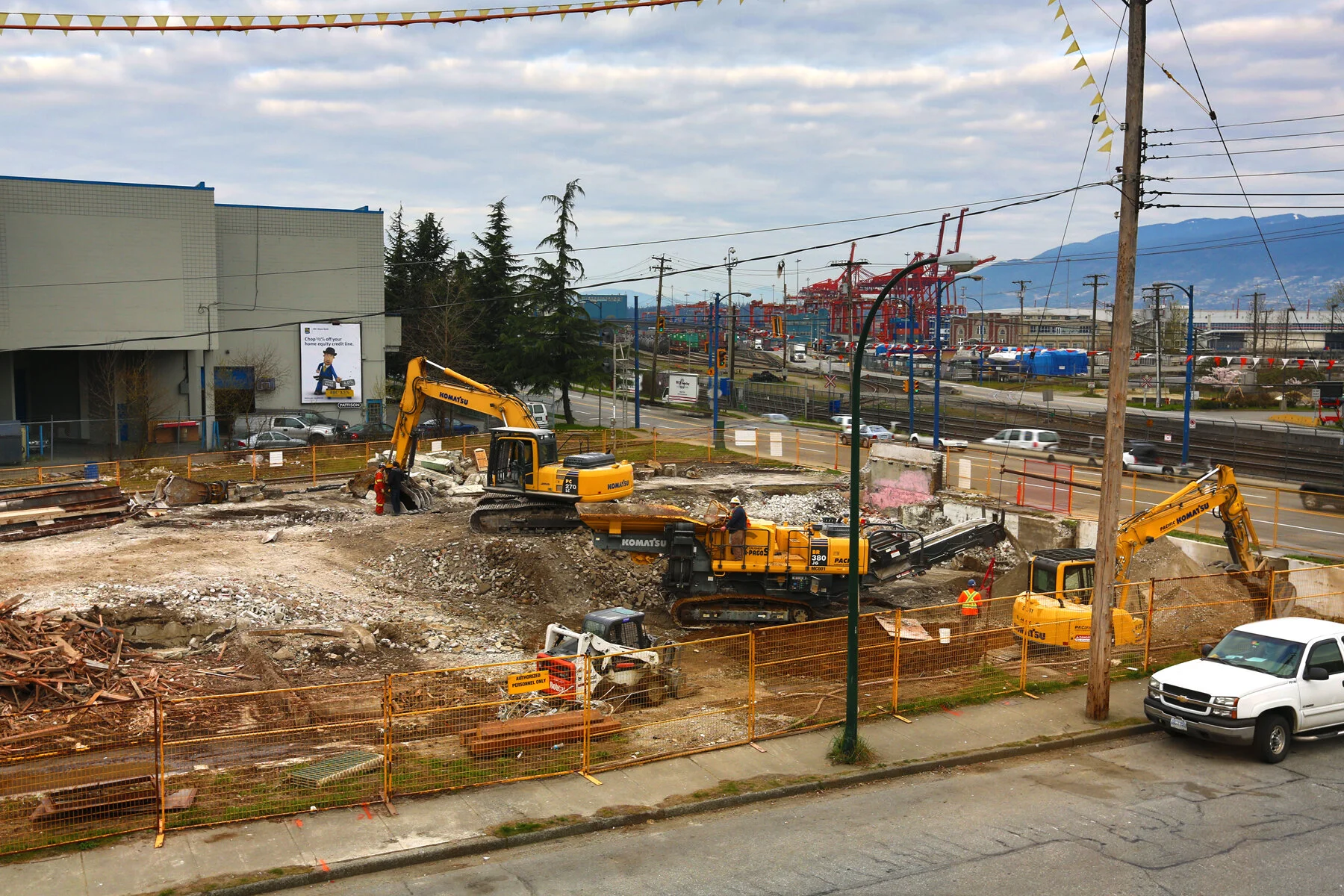 Powell Const_Apr 3_2013_HDR_A3453_4x6.jpg