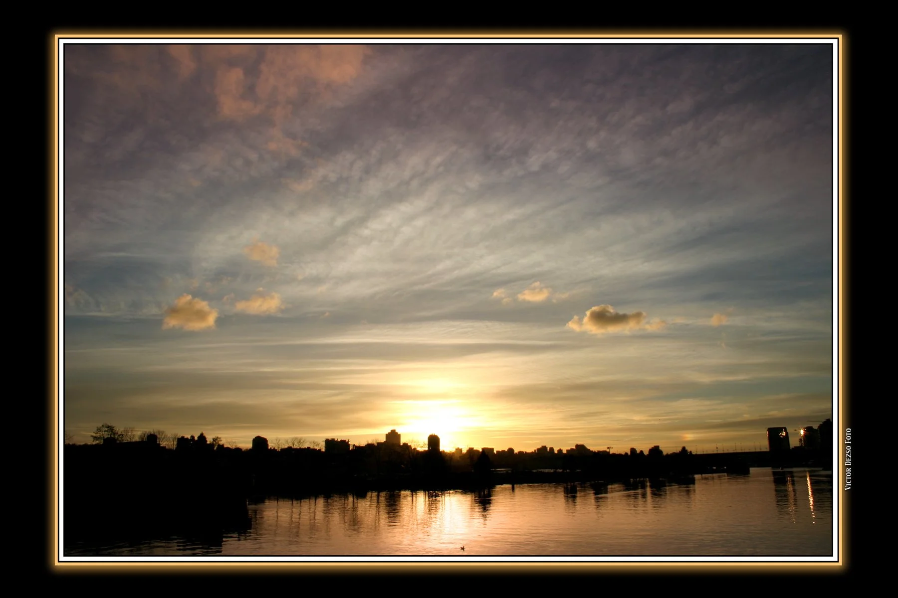 5 View Vancouver_Dec 5_2004_2111_1_4x6s.jpg