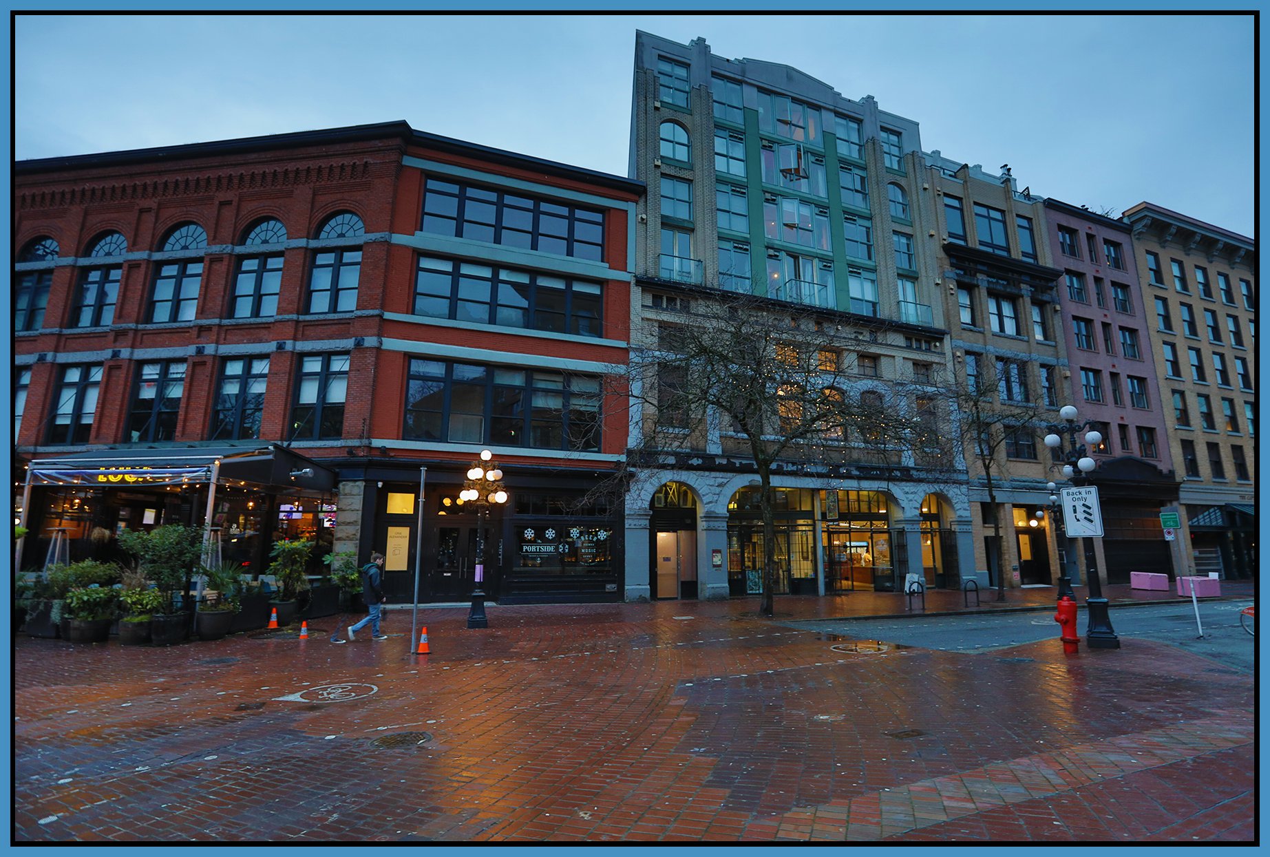 Gastown Maple Tree Square_Jan 3_2026_HDR_4K6982_4x6s.jpg