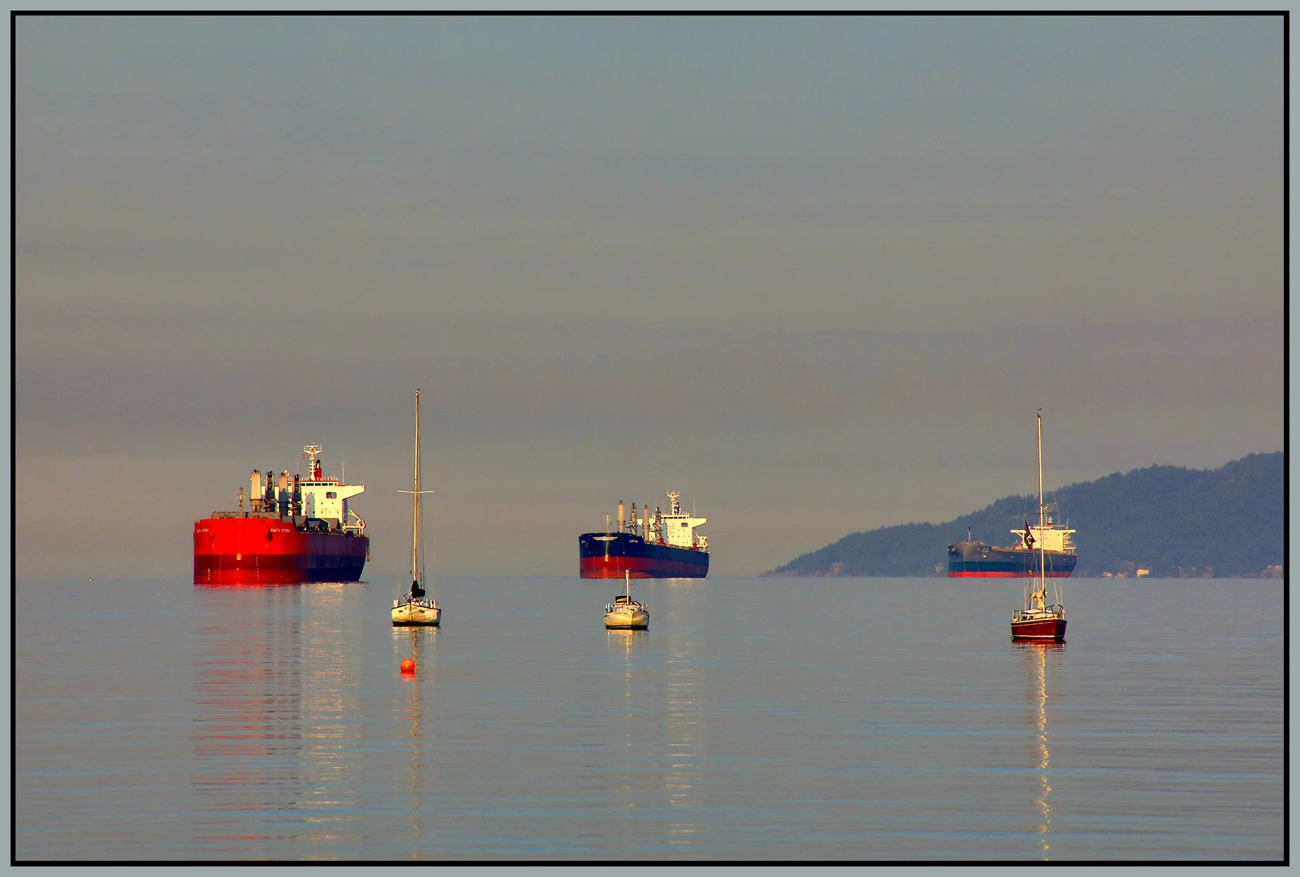 English Bay Ships_Oct 14_2022_HDR_4H3790_peWowEffct_4x6s.jpg