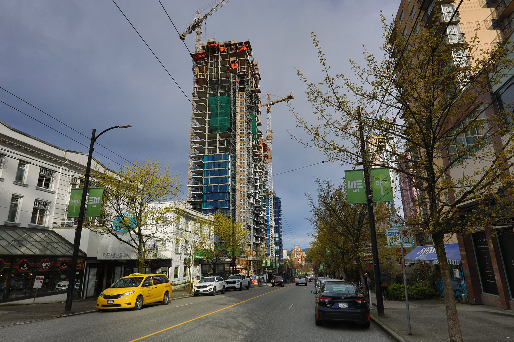 Robson Landmark Const_Apr 4_2022_HDR_5B1276_4x6.jpg