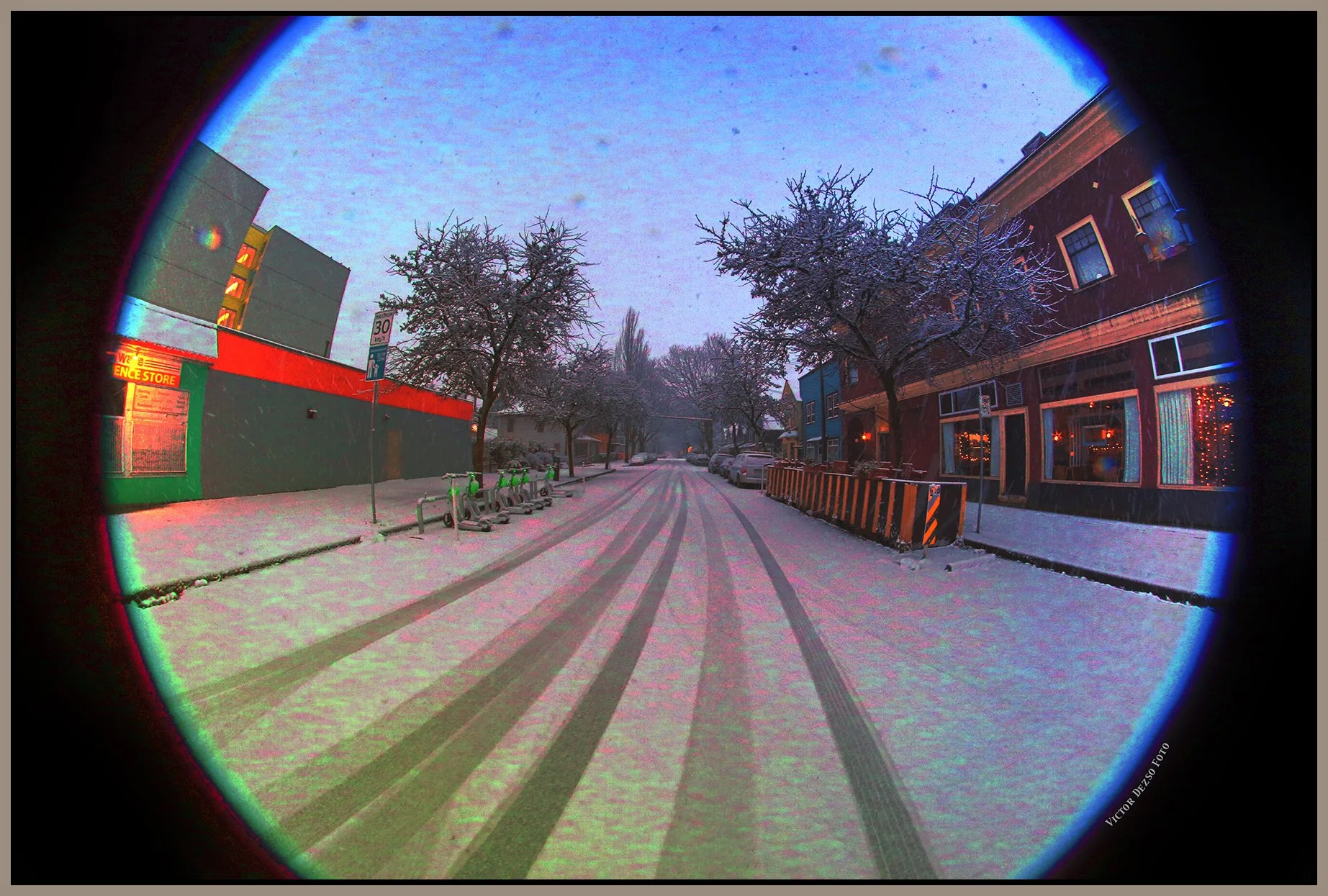 405 Heatley St LkgS_Feb 2_2025_HDR_3B9705_peFlattnHistgrm_W&c_4x6s.jpg