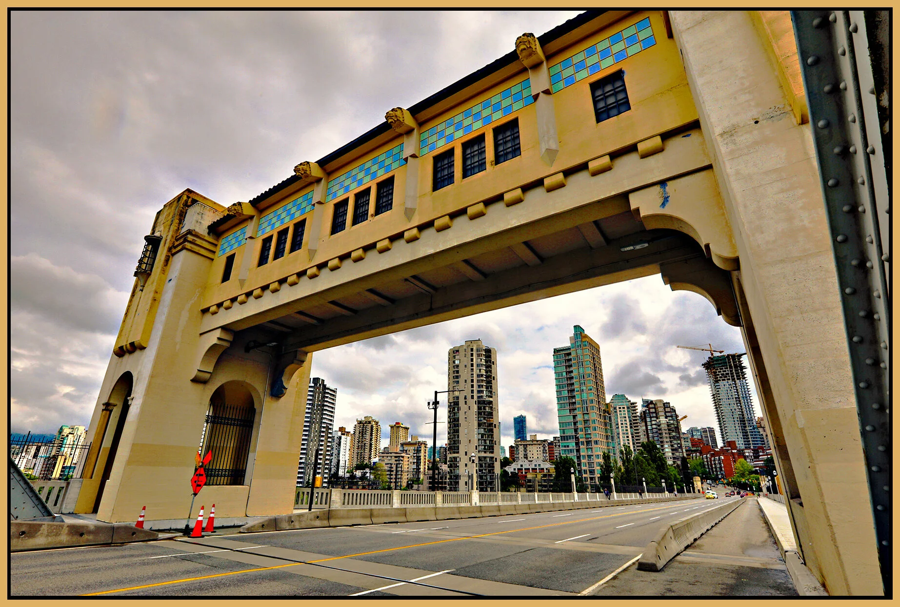 Vancouver from Burrard Bg_May 14_2020_HDR_4F9217_peVenice_4x6s.jpg
