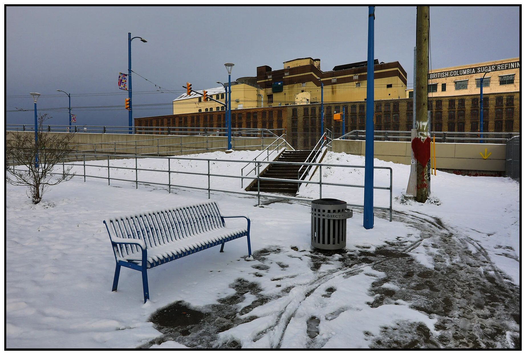 Bench at 1100 Franklin_Feb 11_2019_HDR_D8937_4x6s.jpg