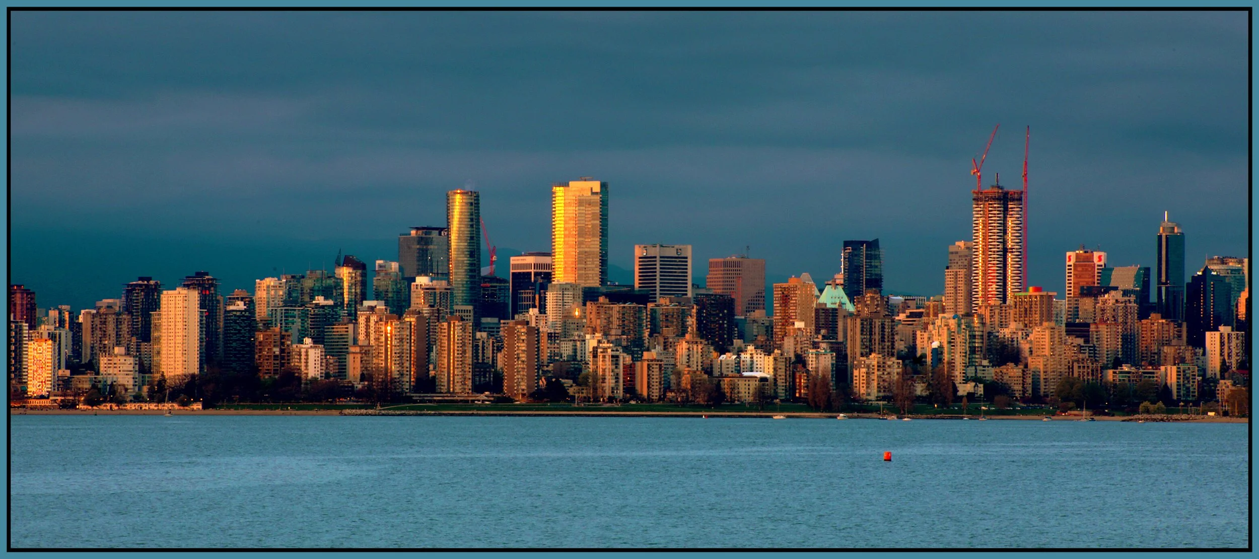 Vancouver from Jericho Beach Sunset_Apr 26_2023_HDR_5D7954_1_peNatB_4x9s.jpg