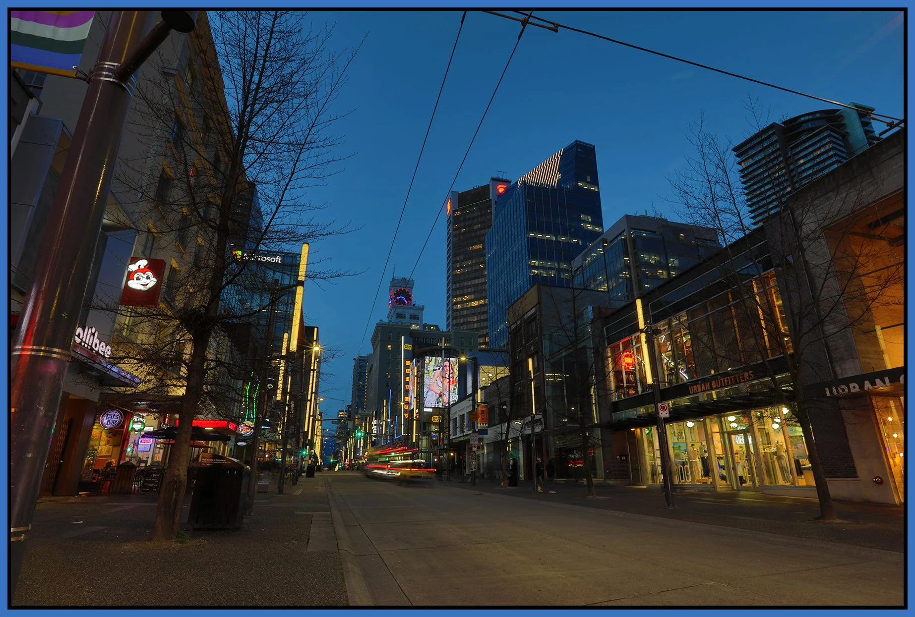 800 Granville St LkgN_Apr 17_2026_HDR_4L2344_4x6s.jpg