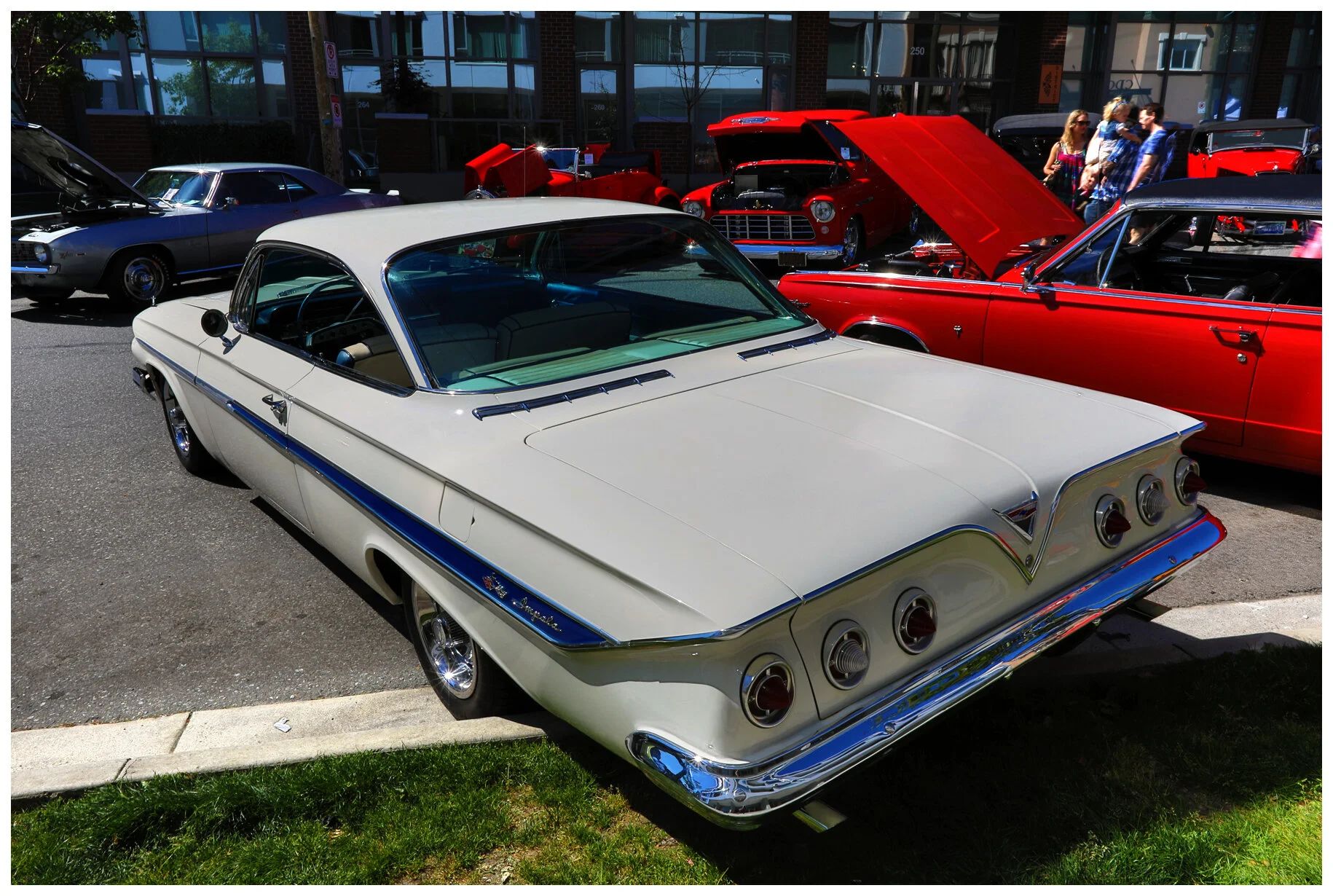Chevy Impala 1961_May 28_2017_HDR_A9116_4x6s.jpg