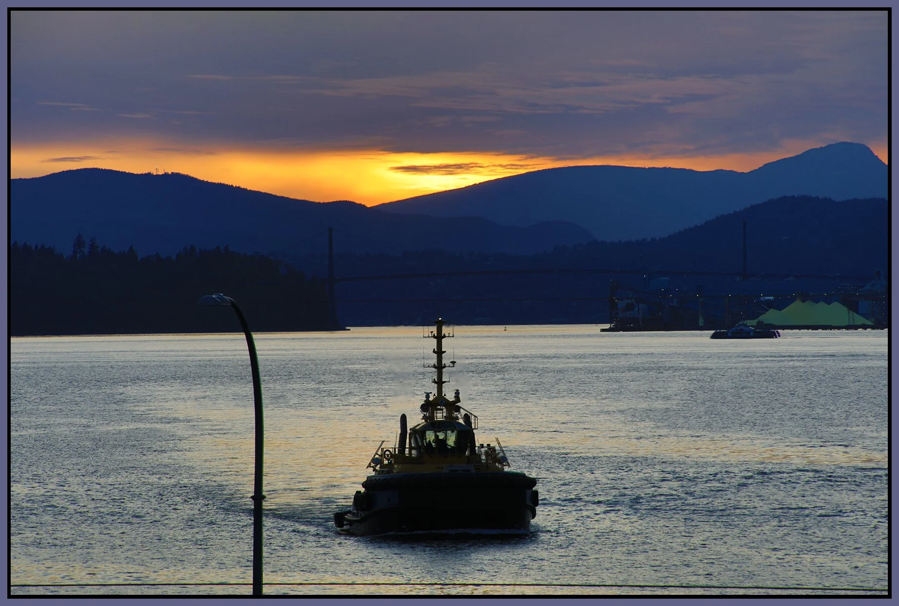 Tug Boat from Wall St_HDR_May 11_2025_5F2777_4x6s.jpg
