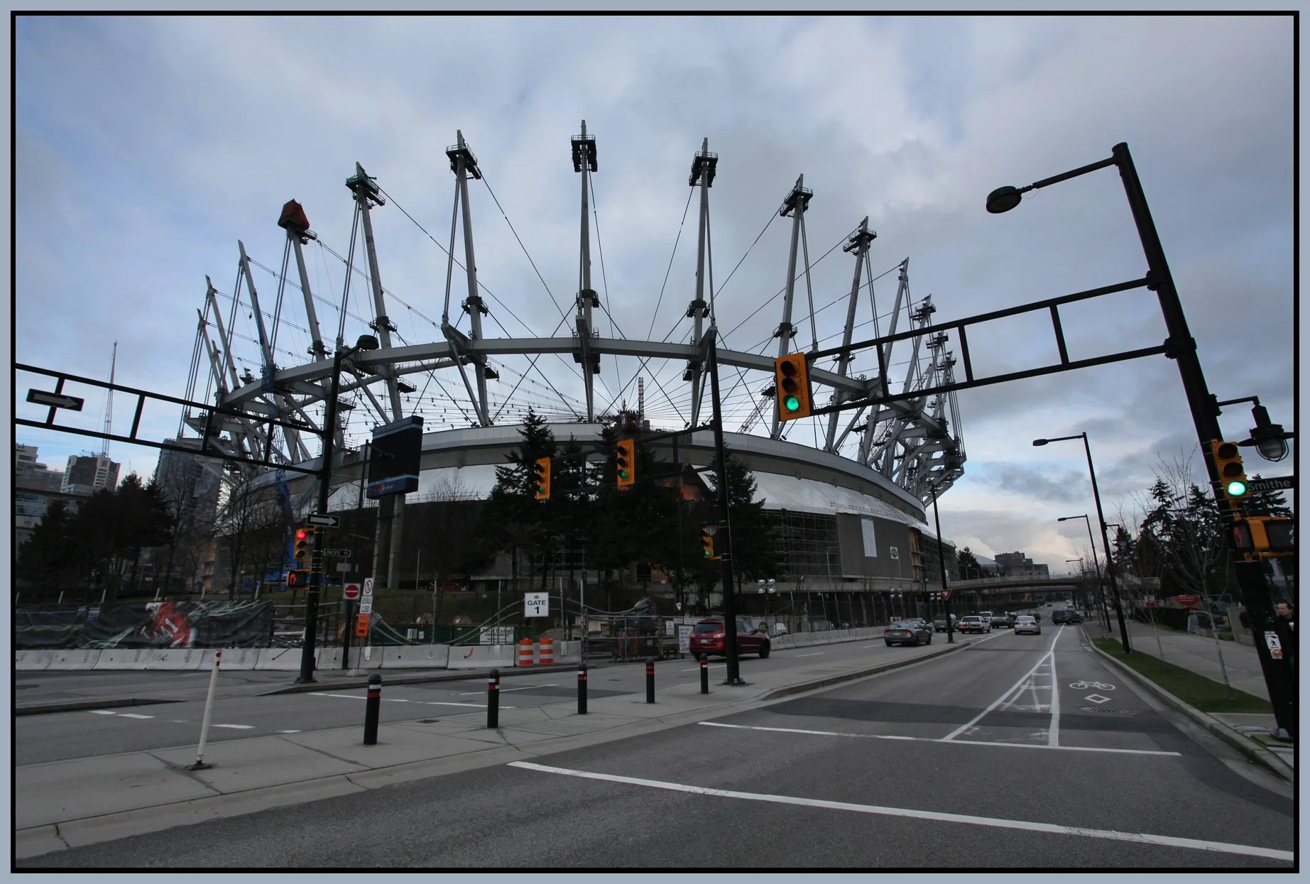 Stadium_Jan 23_2011_0758_4x6s.jpg