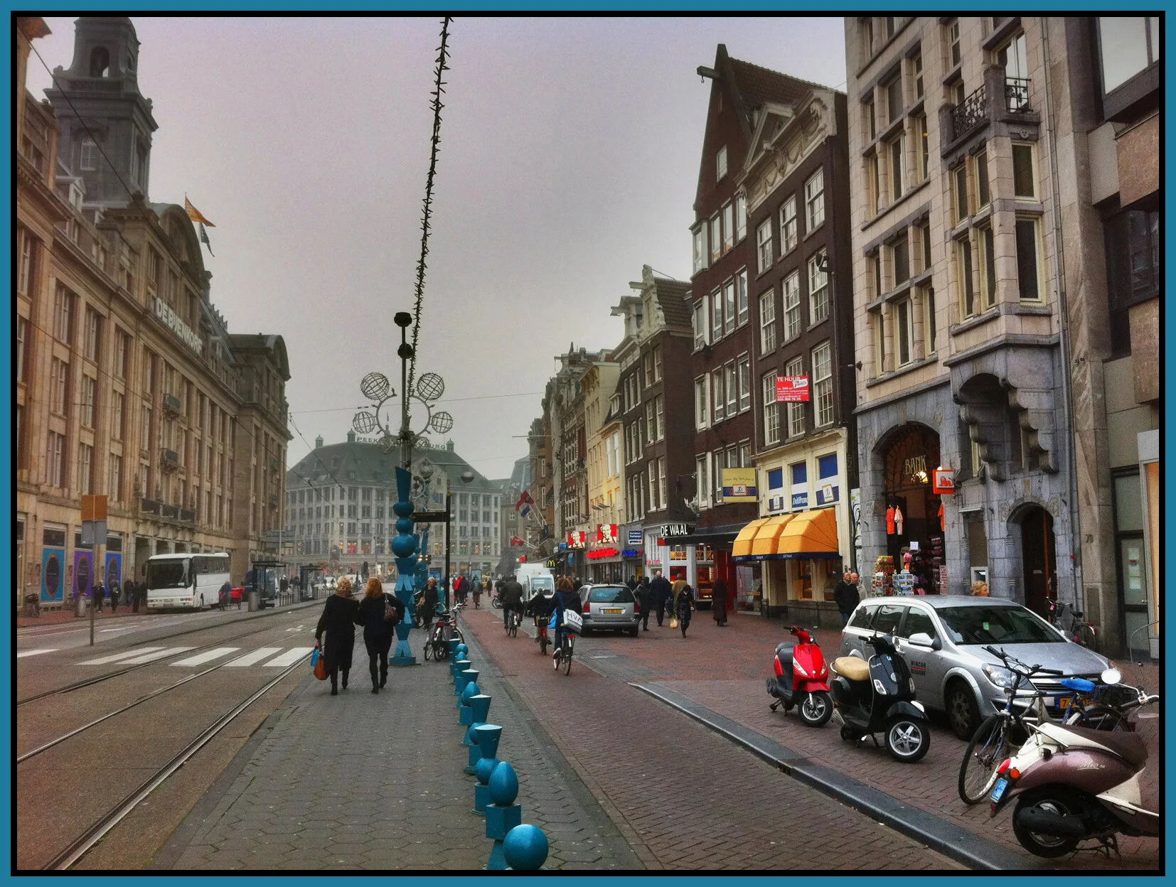 Amsterdam_Nov 8_2011_1516_4x5.3s.jpg