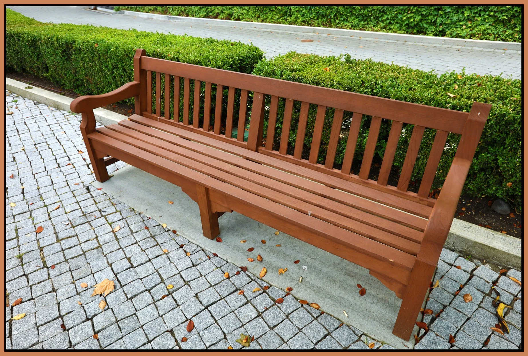 Bench on W Hastings_Sep 12_2017_HDR_B3400_4x6s.jpg