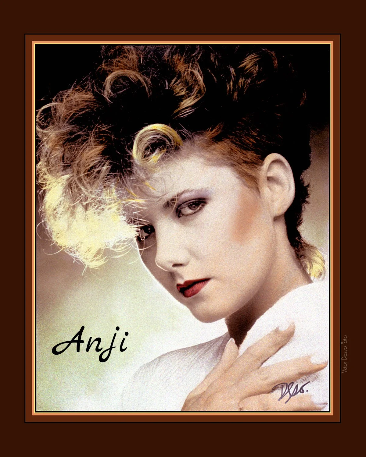 Anji_1981_peLc_4x5sss.jpg