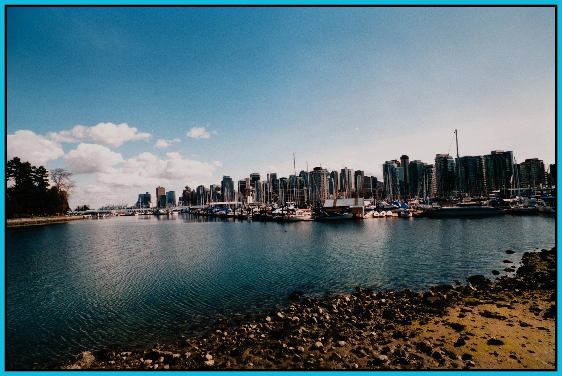 Stanley Park Lkg SE_Apr 2002_2108_4x6s.jpg