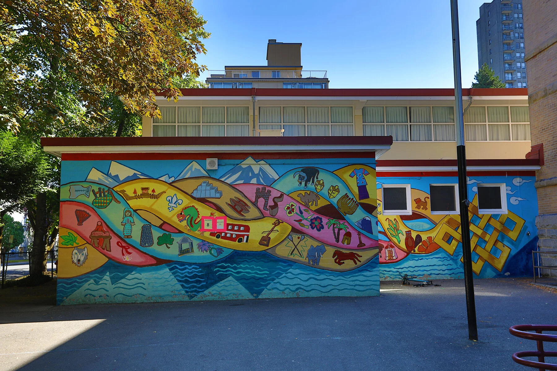 West End Mural_Jul 25_2021_HDR_5A5379_4x6.jpg