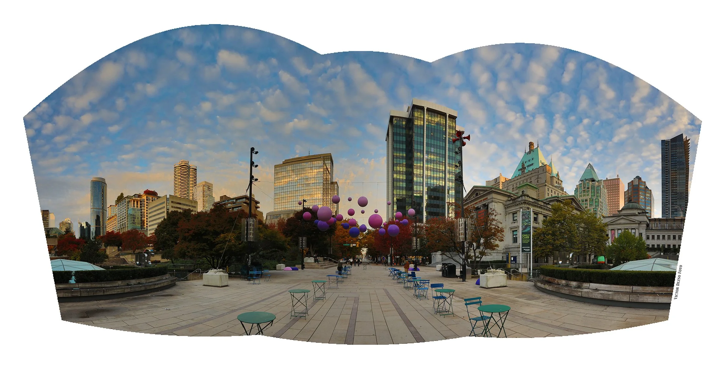 Robson Square LkgW_Oct 22_2025_HDR_Pan_4K4375_4x8.jpg