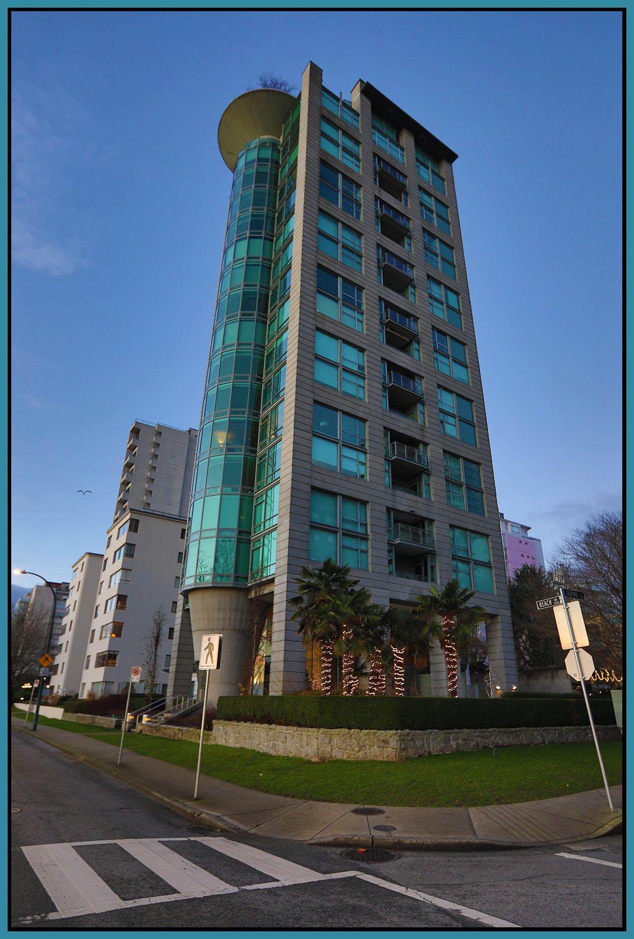 1919 Beach Ave_Jan 8_2025_HDR_5E7481_4x6s.jpg