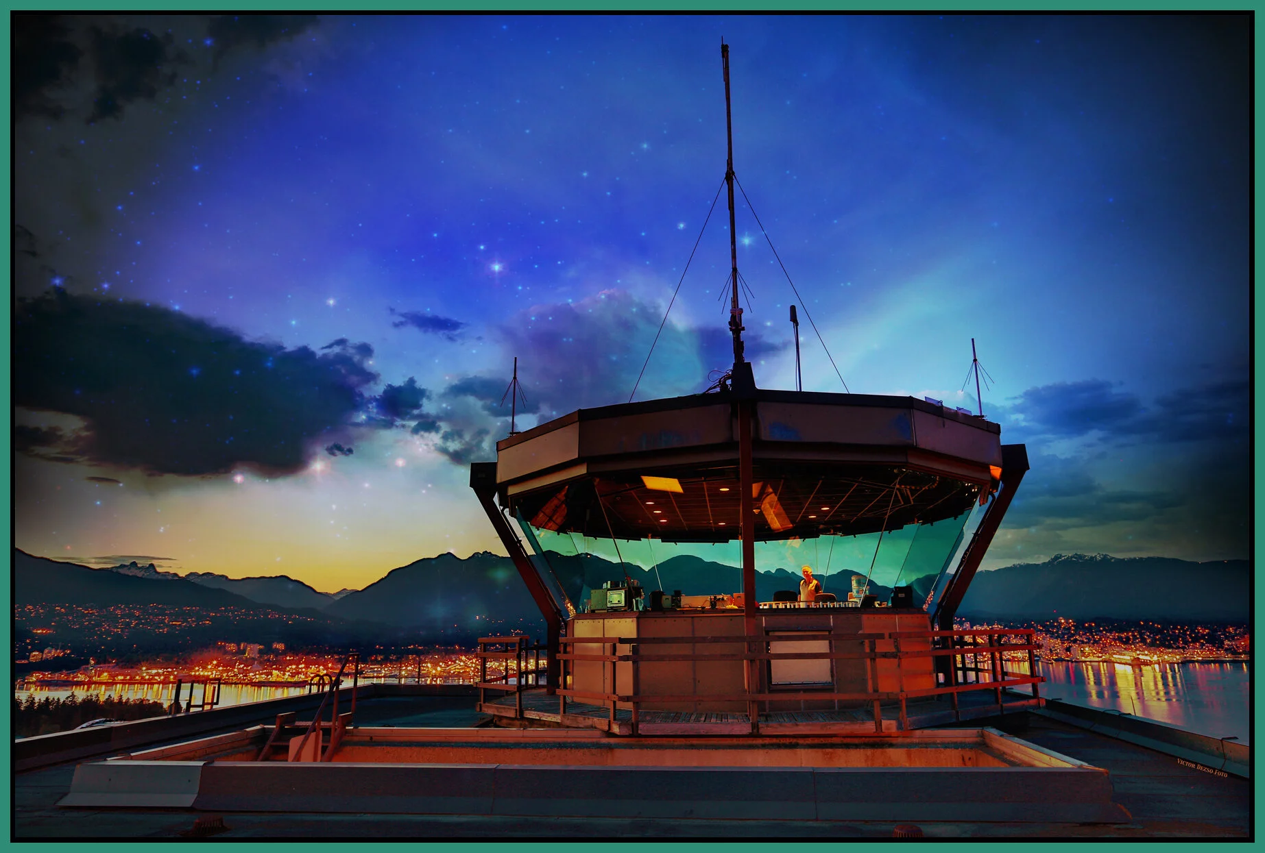 Vancouver from 200 Granville_May 2_2016_HDR_K8587_peCClub&Fantasy_4x6s.jpg