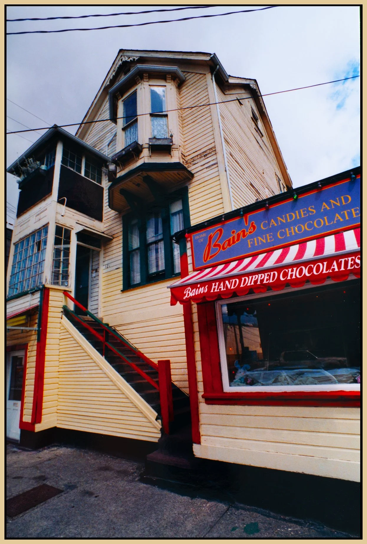 153 E 8th Ave Bains Chocolate_2262_4x6s.jpg