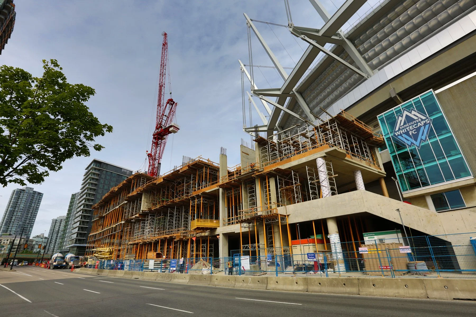 Pacific Blvd Const_May 18_2016_HDR_K3751_4x6.jpg