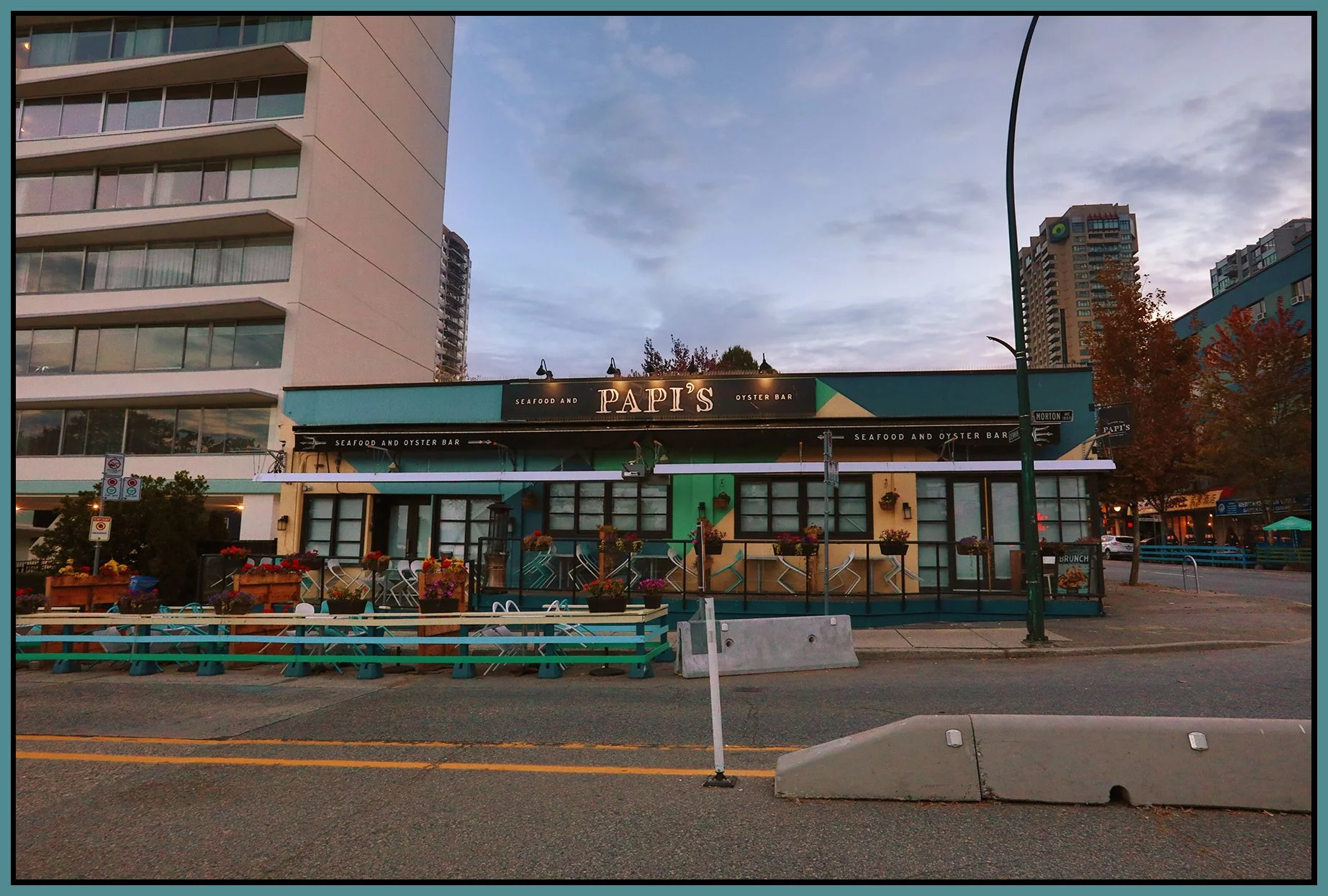 1800 Morton Ave Papi's_Oct 10_2022_HDR_5C1804_4x6s.jpg