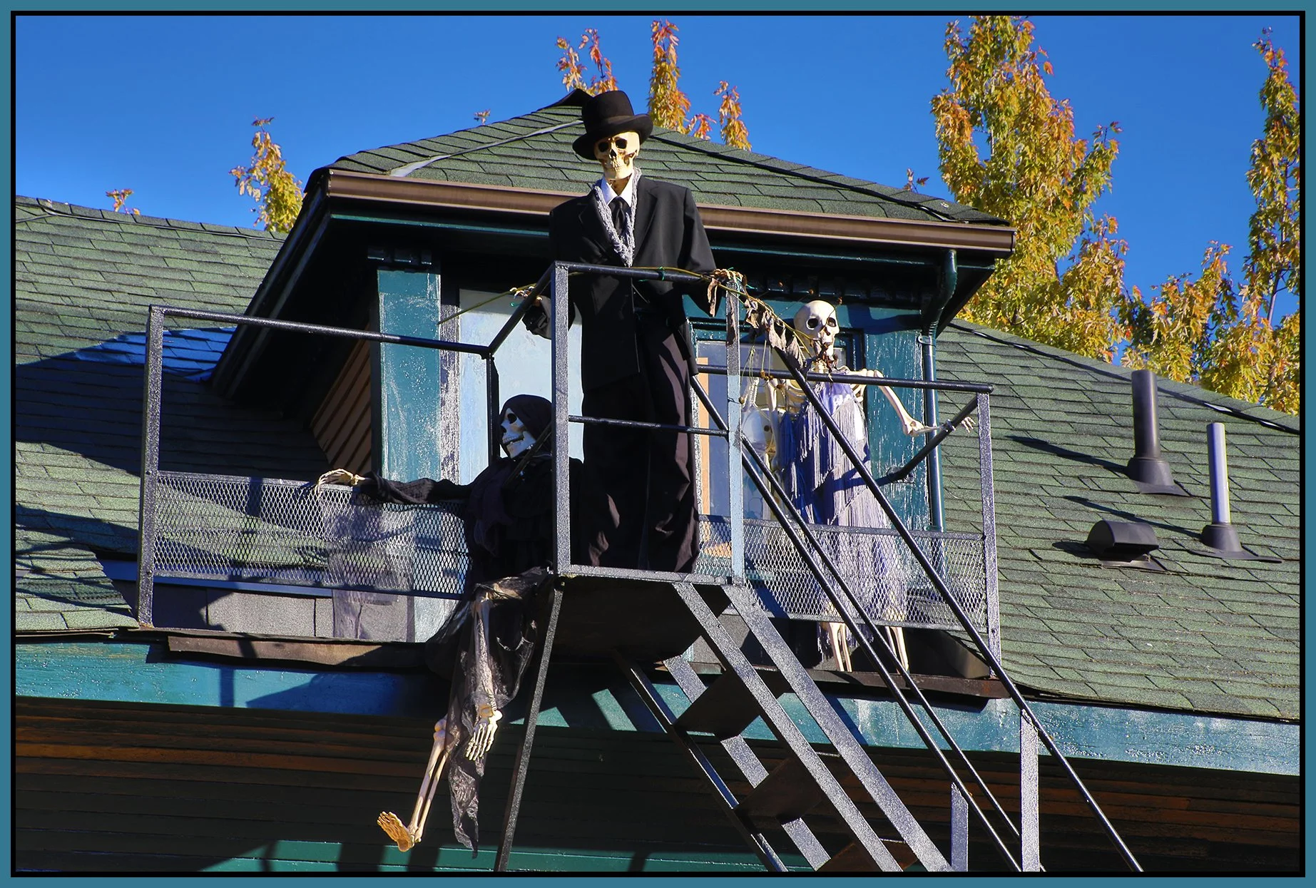 450 Heatley St_Oct 29_2023_HDR_5C8770_4x6s.jpg