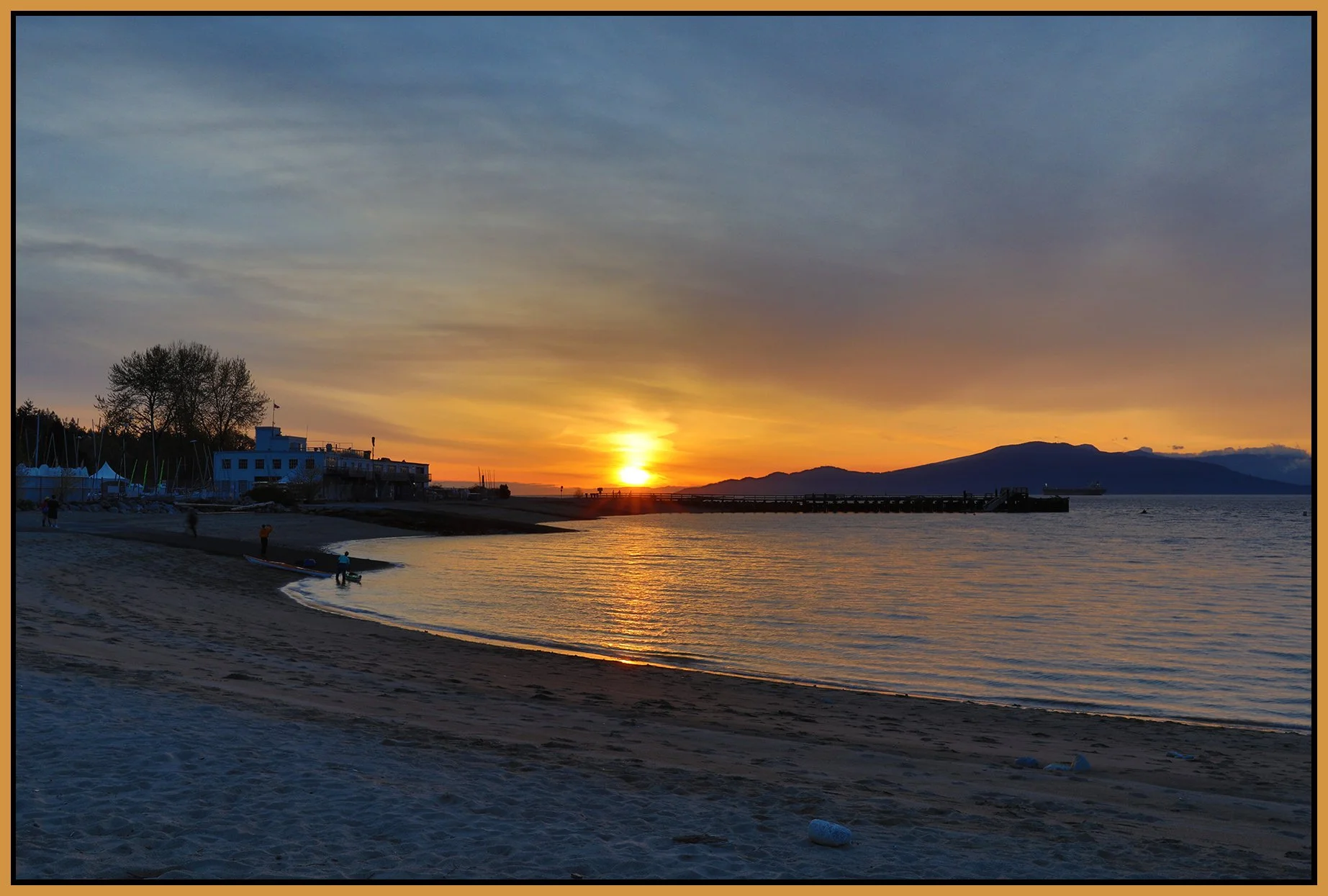 Jericho Beach Sunset_Apr 26_2023_HDR_4H6304_4x6s.jpg