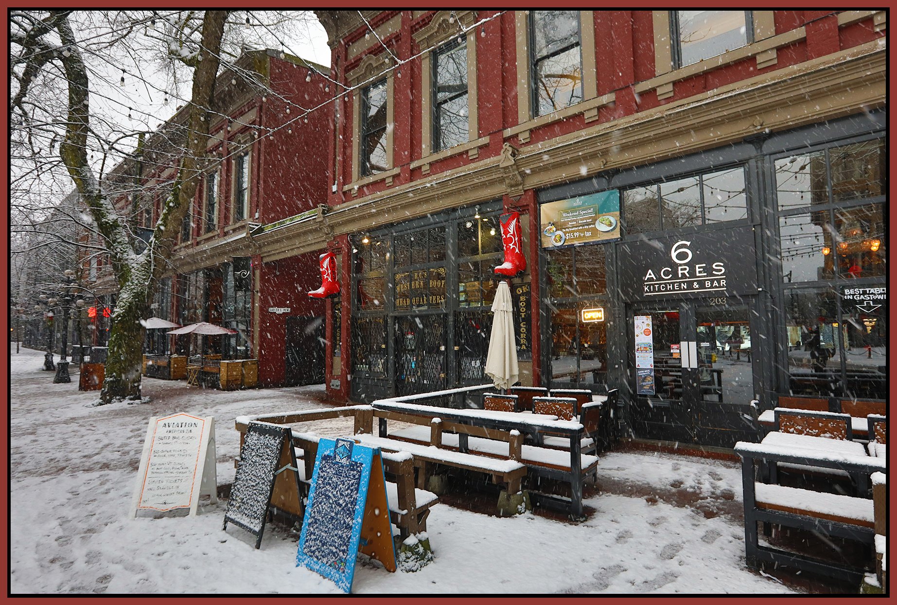 Gastown 203 Carrall St_Feb 2_2025_HDR_5E9140_4x6s.jpg