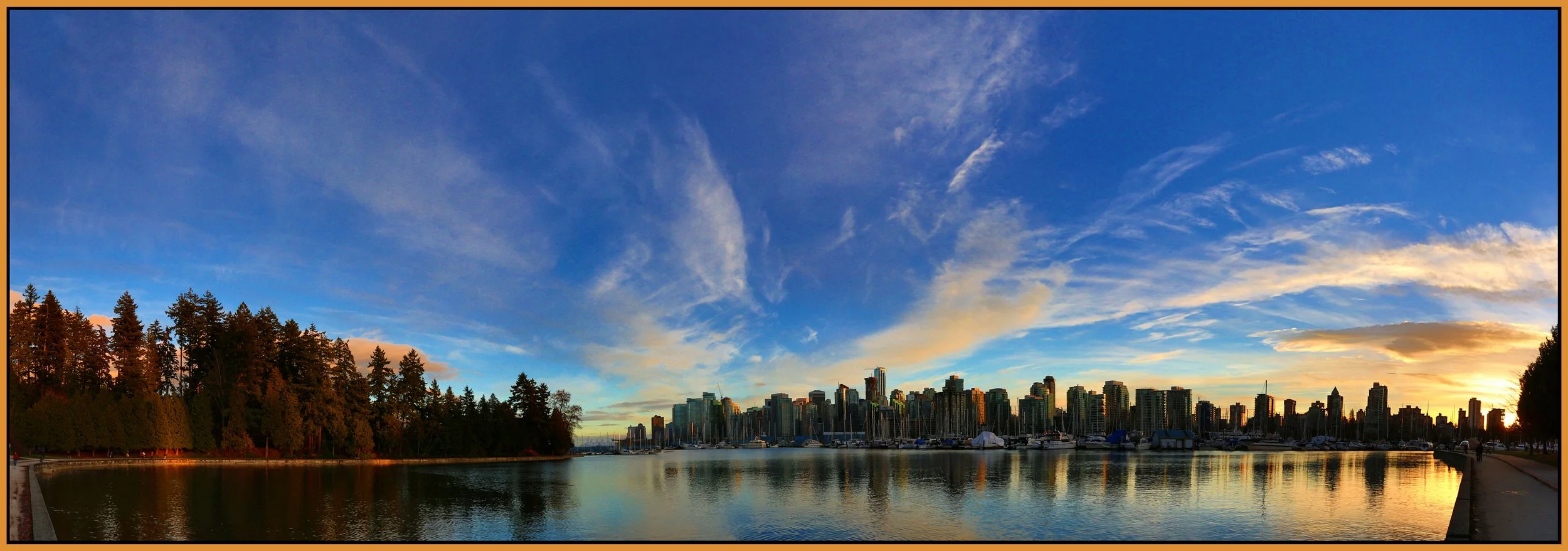 Stanley Pk Seawalk_Nov 22_2014_HDR_Pan_F7517_2_peVib_4x11s.jpg