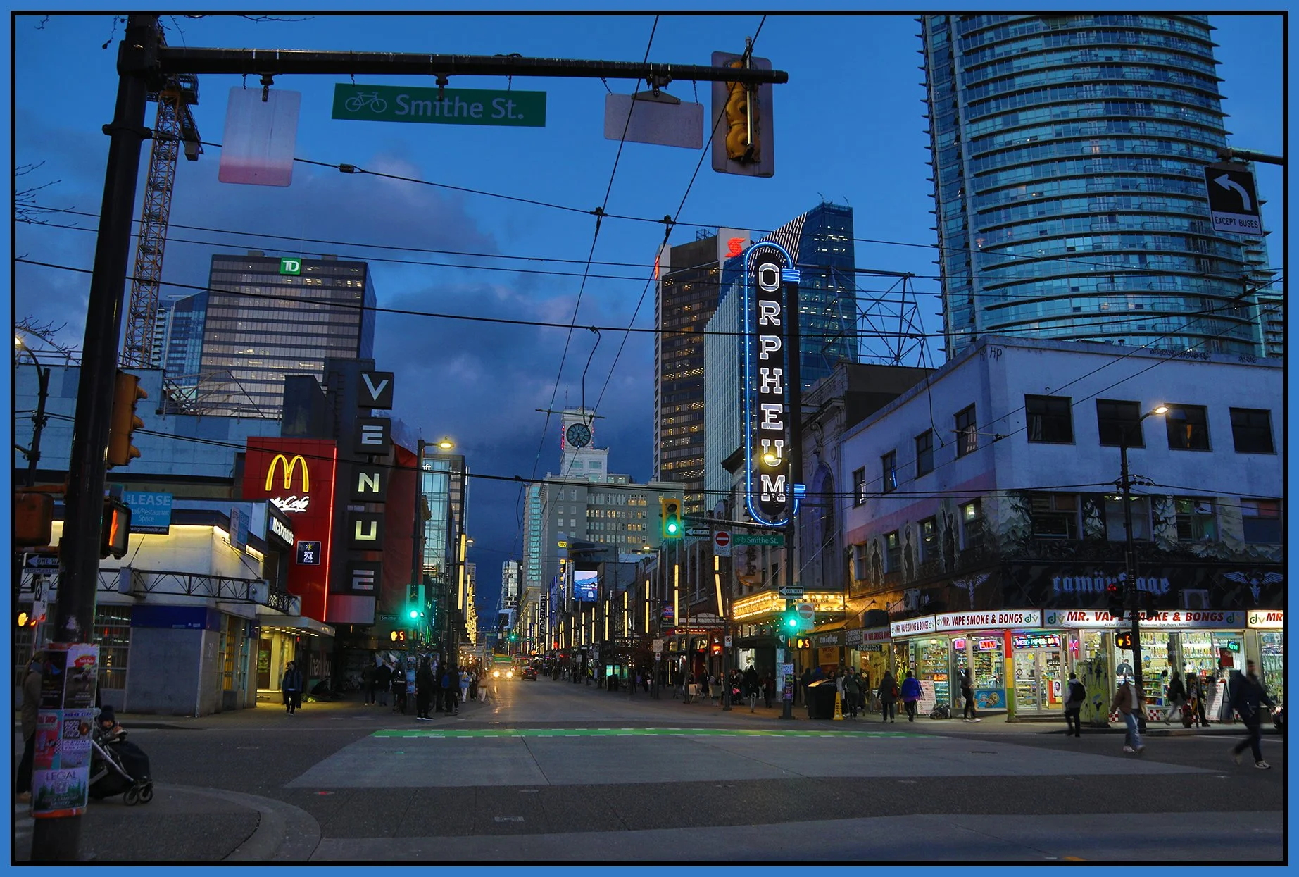 890 Granville St LkgN_Feb 10_2023_HDR_4H5601_4x6s.jpg