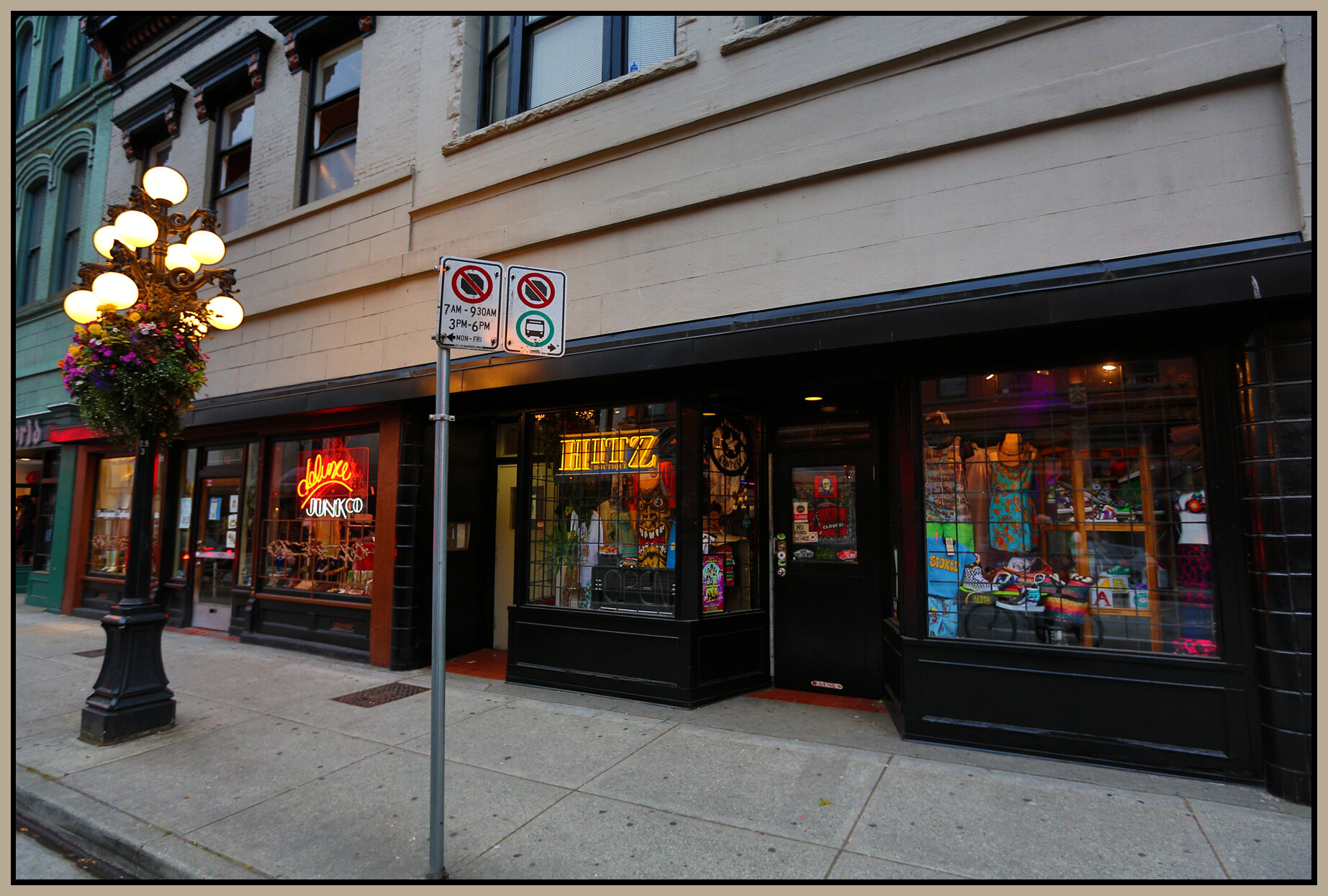 Gastown_Aug 19_2012_HDR_C2255_4x6s.jpg