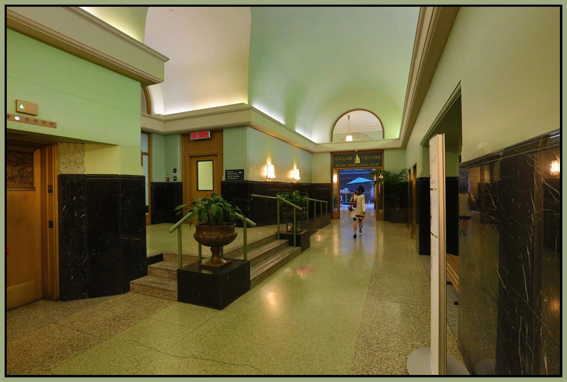 Sinclair Ctr_Sep 20_2013_HDR_B7360_4x6s.jpg
