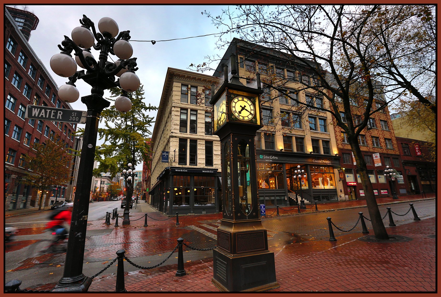 Gastown Clock_Nov 5_2015_HDR_H9861_4x6s.jpg