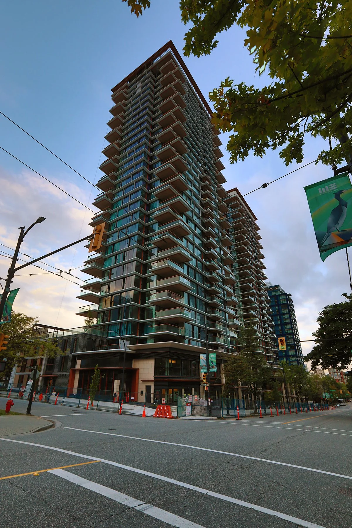 Robson Landmark Const LkgSW_May 30_2024_HDR_4H9871_4x6.jpg